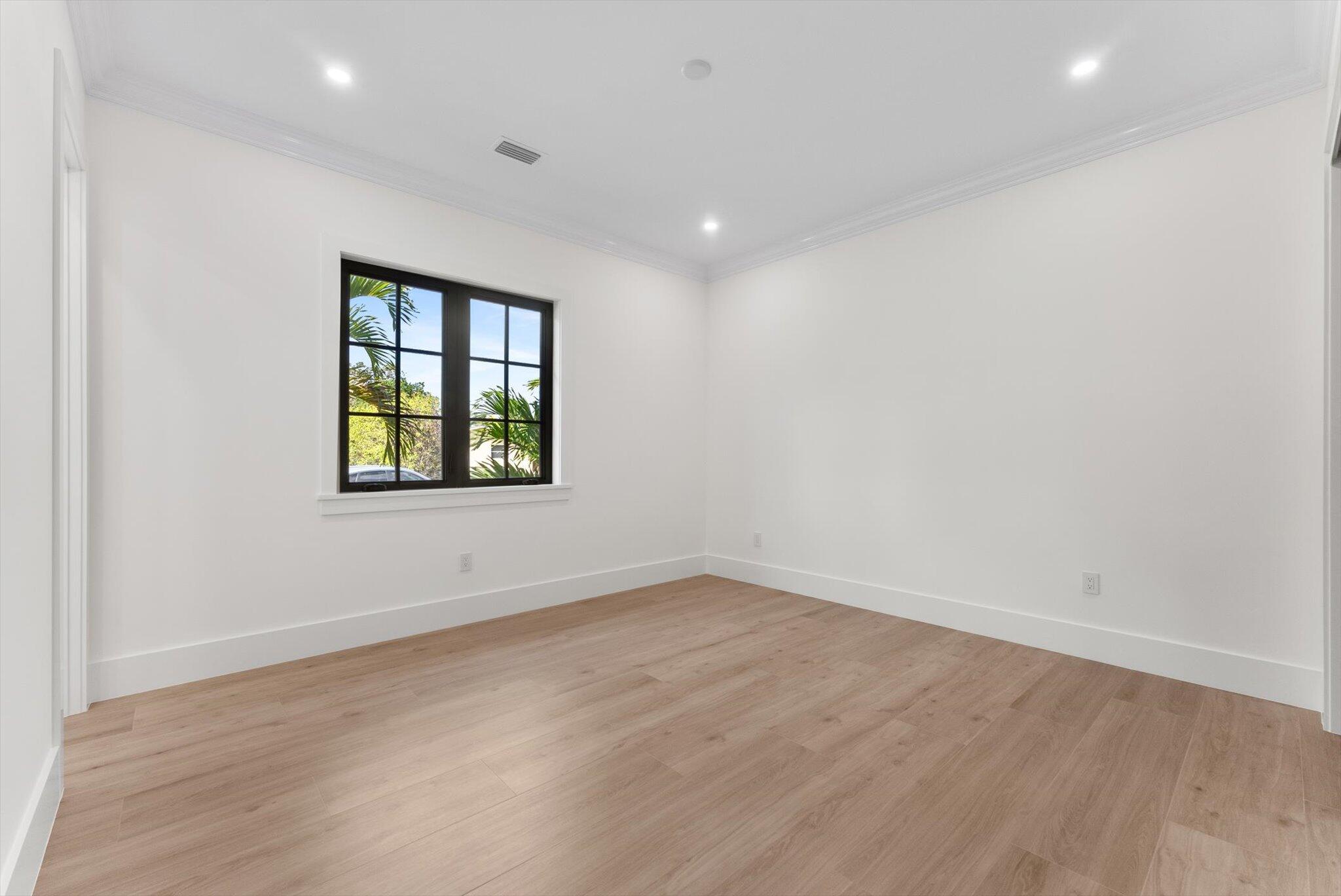 715 Mission Hill, Boynton Beach FL 33435