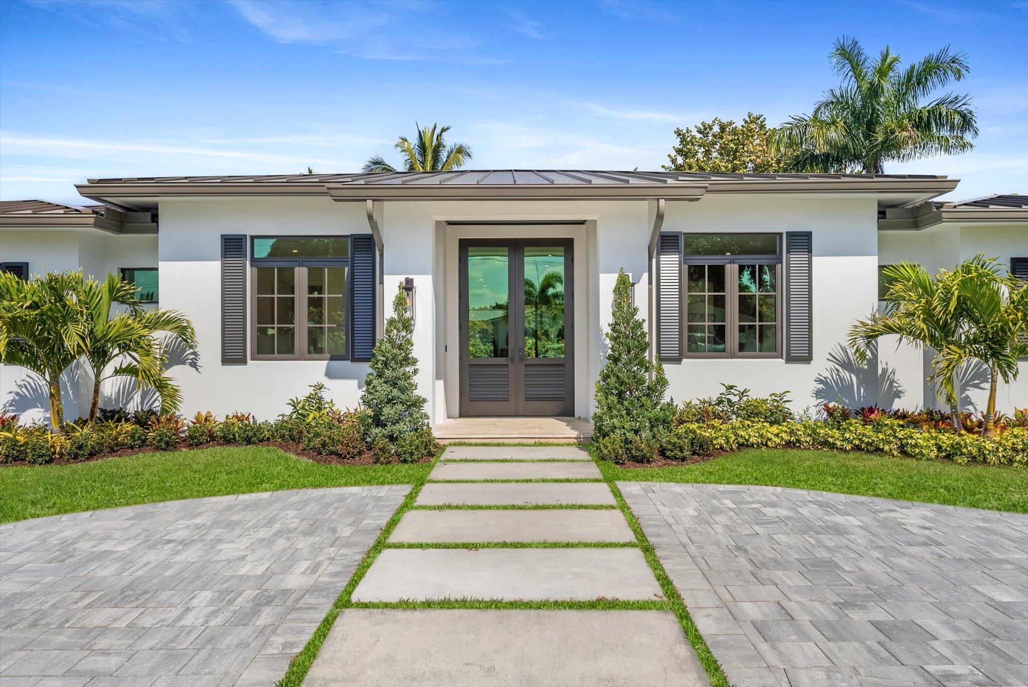 715 Mission Hill, Boynton Beach FL 33435