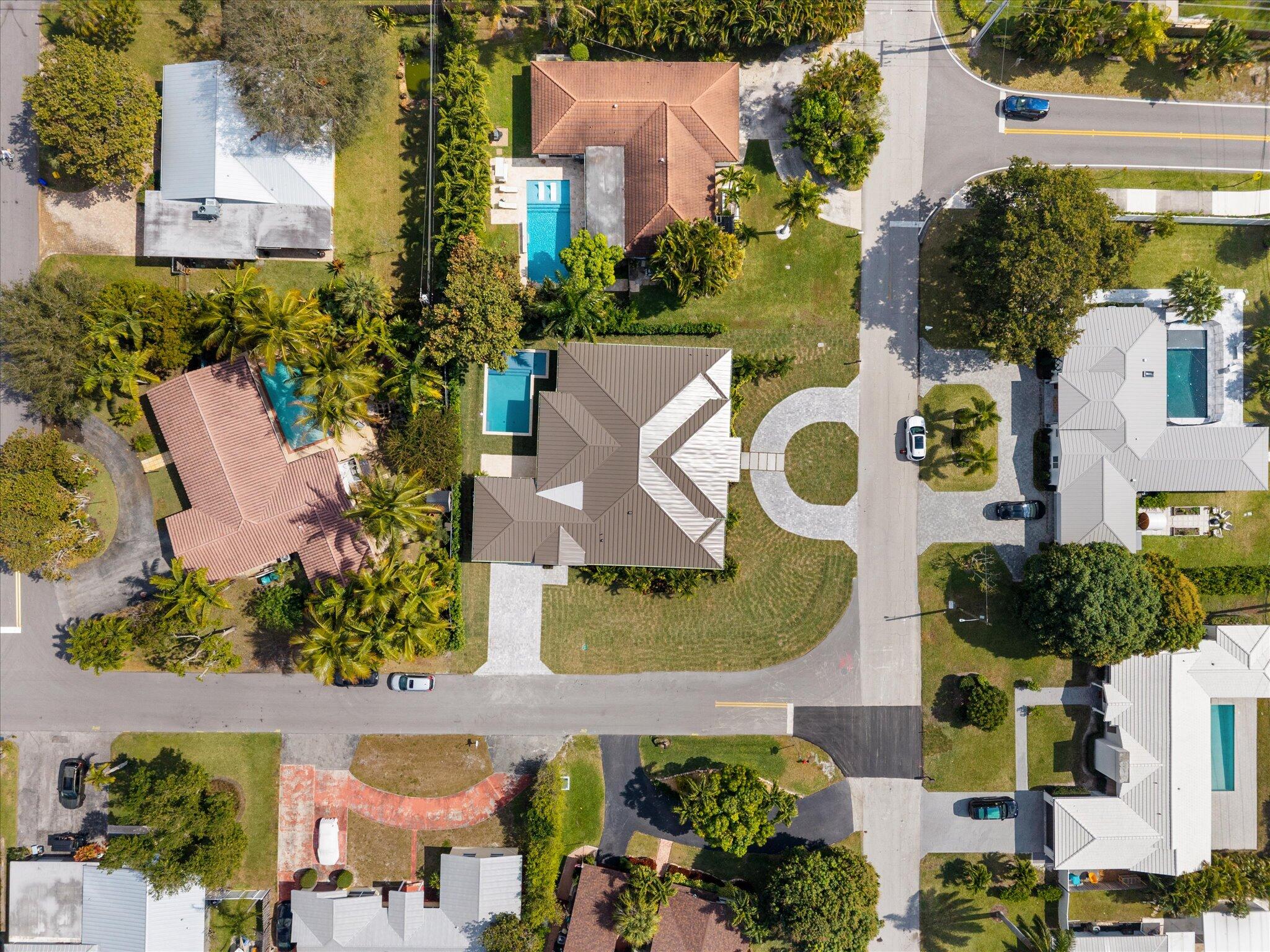 715 Mission Hill, Boynton Beach FL 33435
