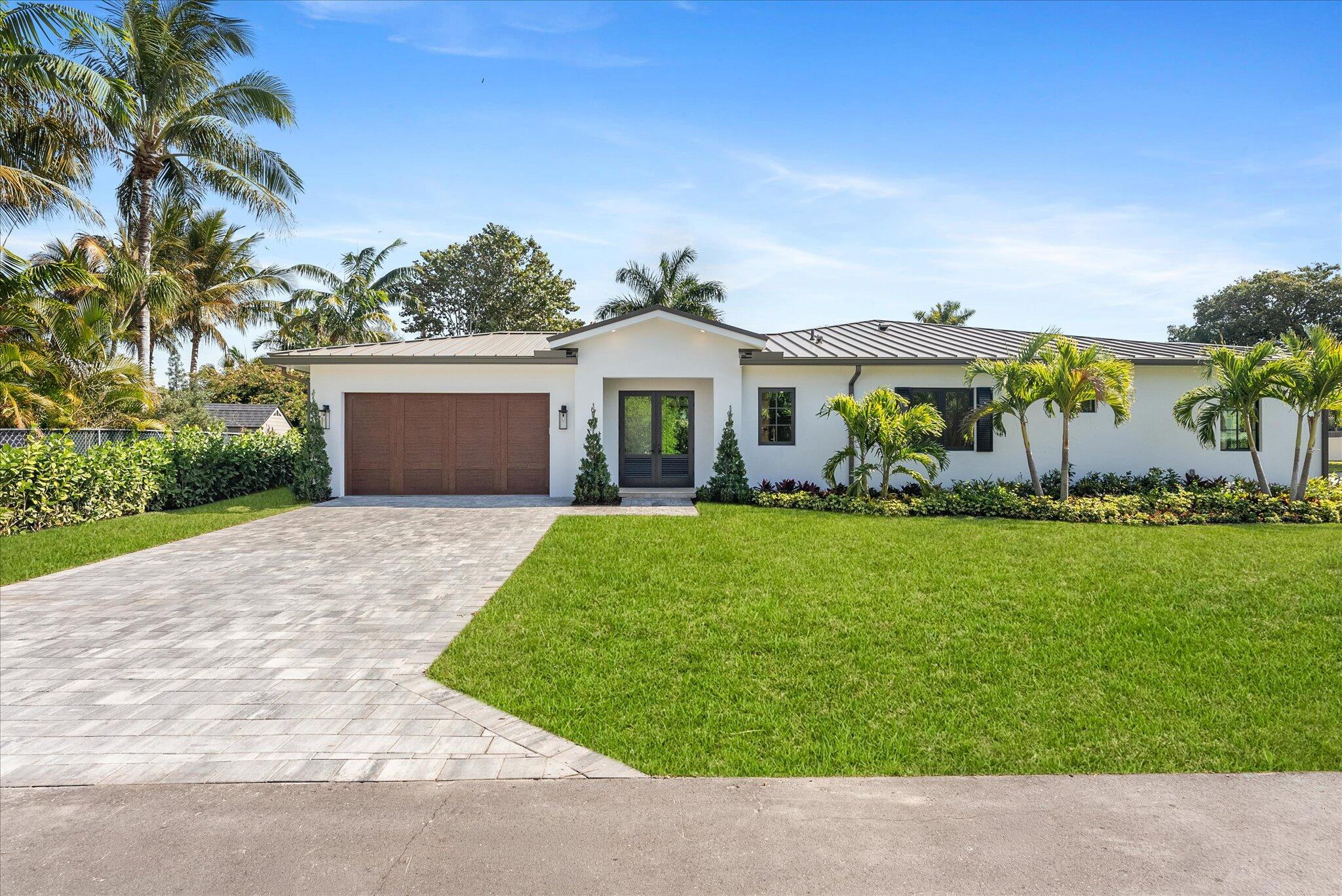 715 Mission Hill, Boynton Beach FL 33435