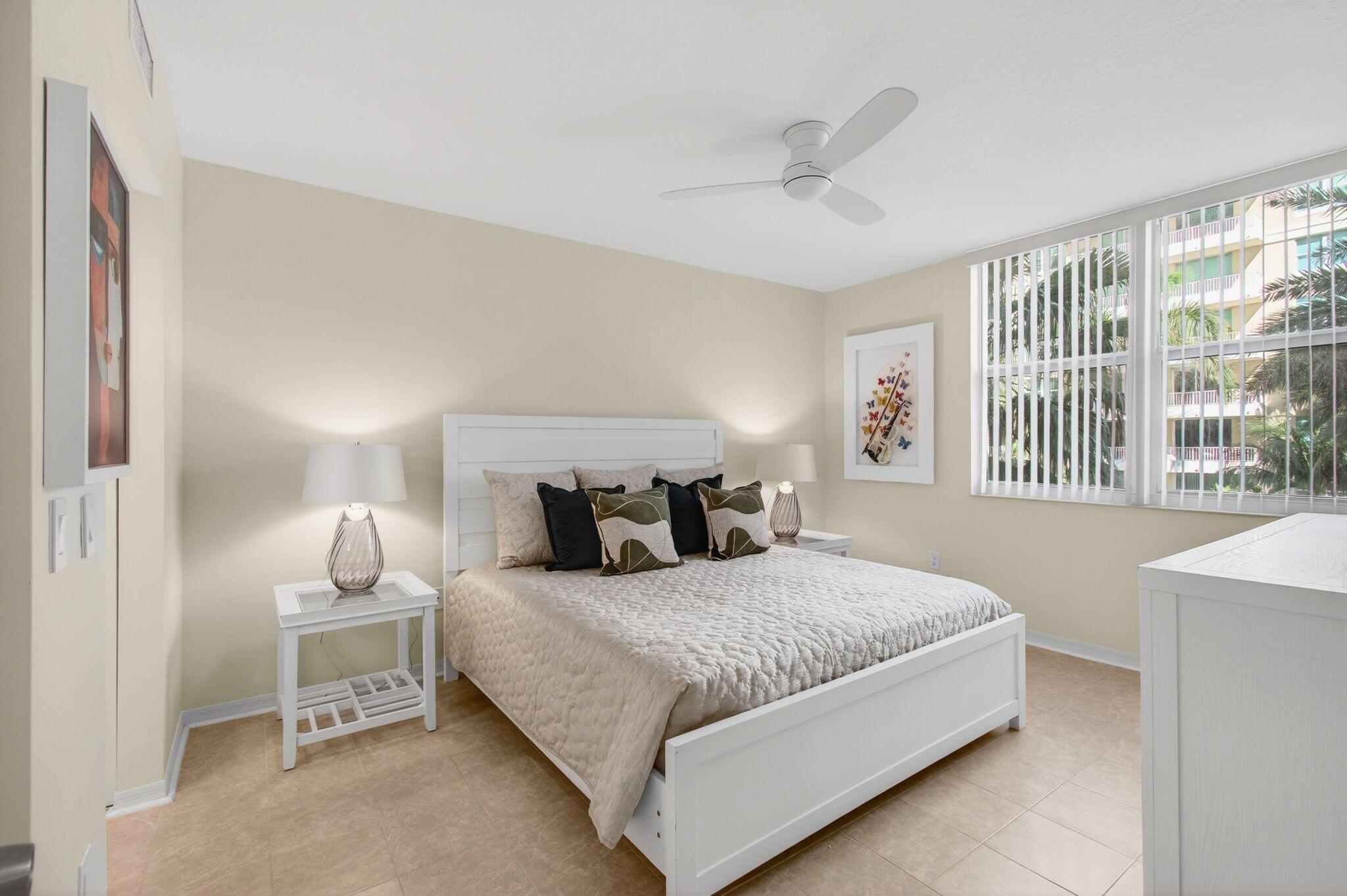 625 Casa Loma #403, Boynton Beach FL 33435