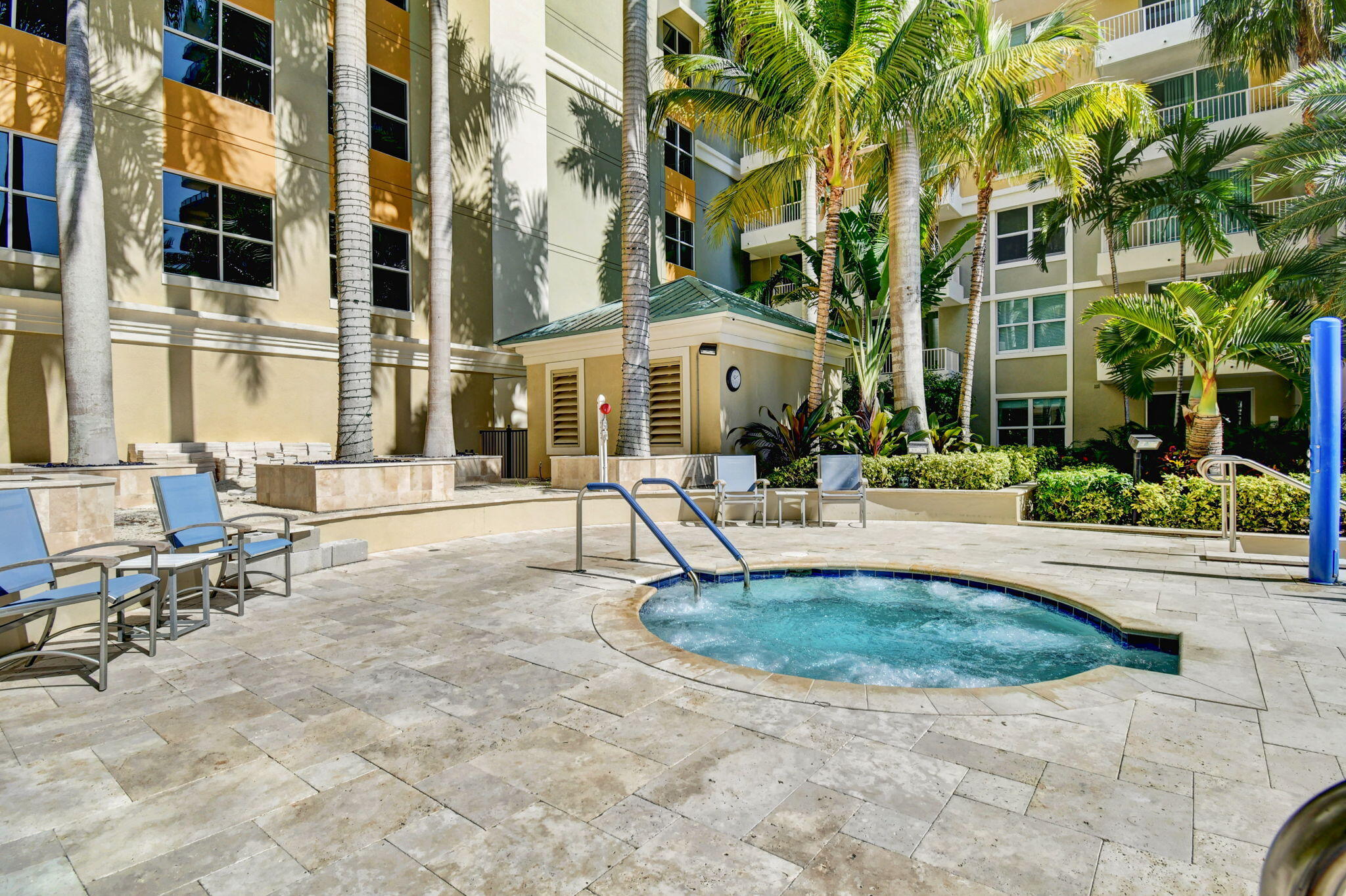625 Casa Loma #403, Boynton Beach FL 33435
