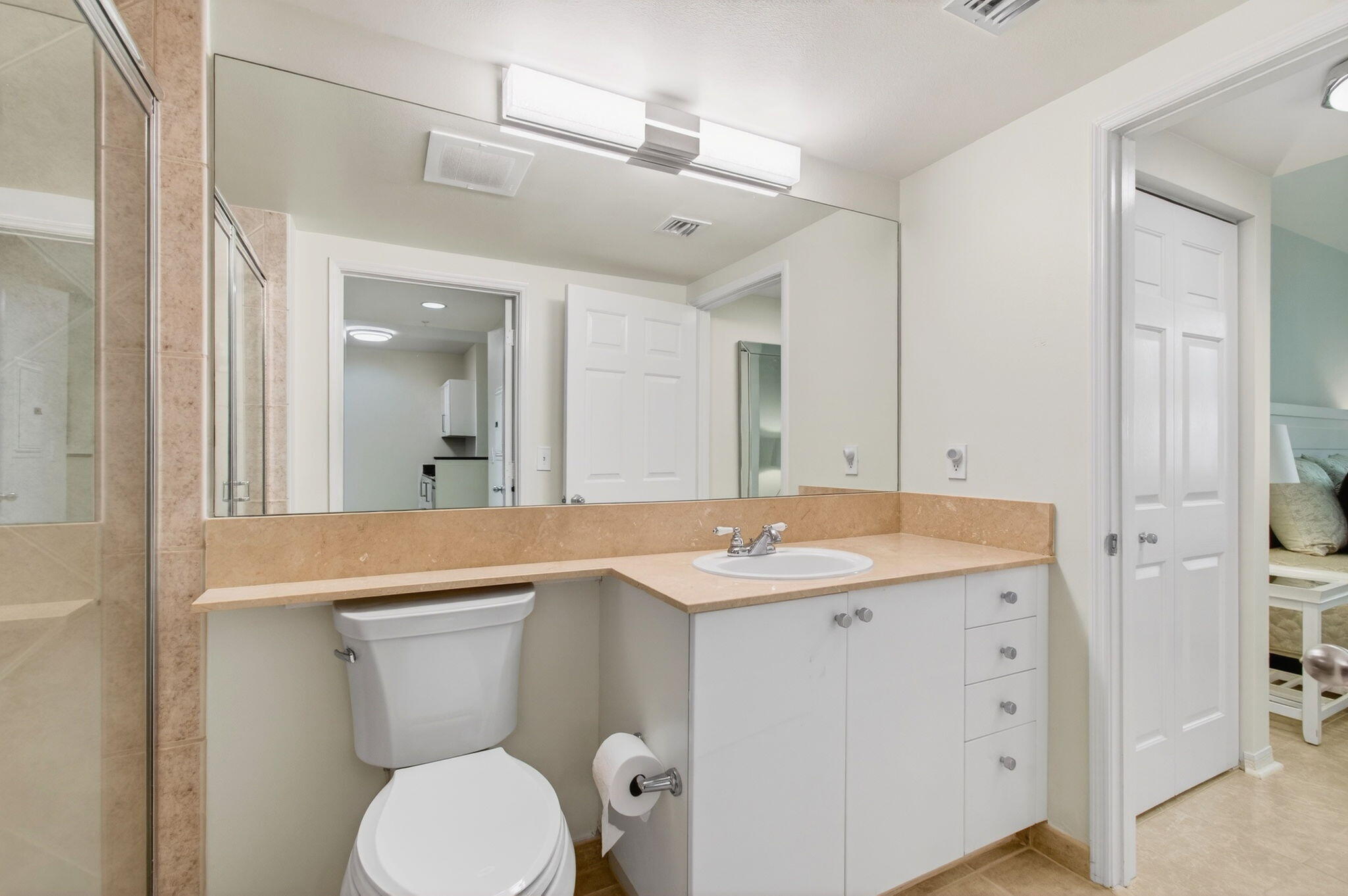 625 Casa Loma #403, Boynton Beach FL 33435