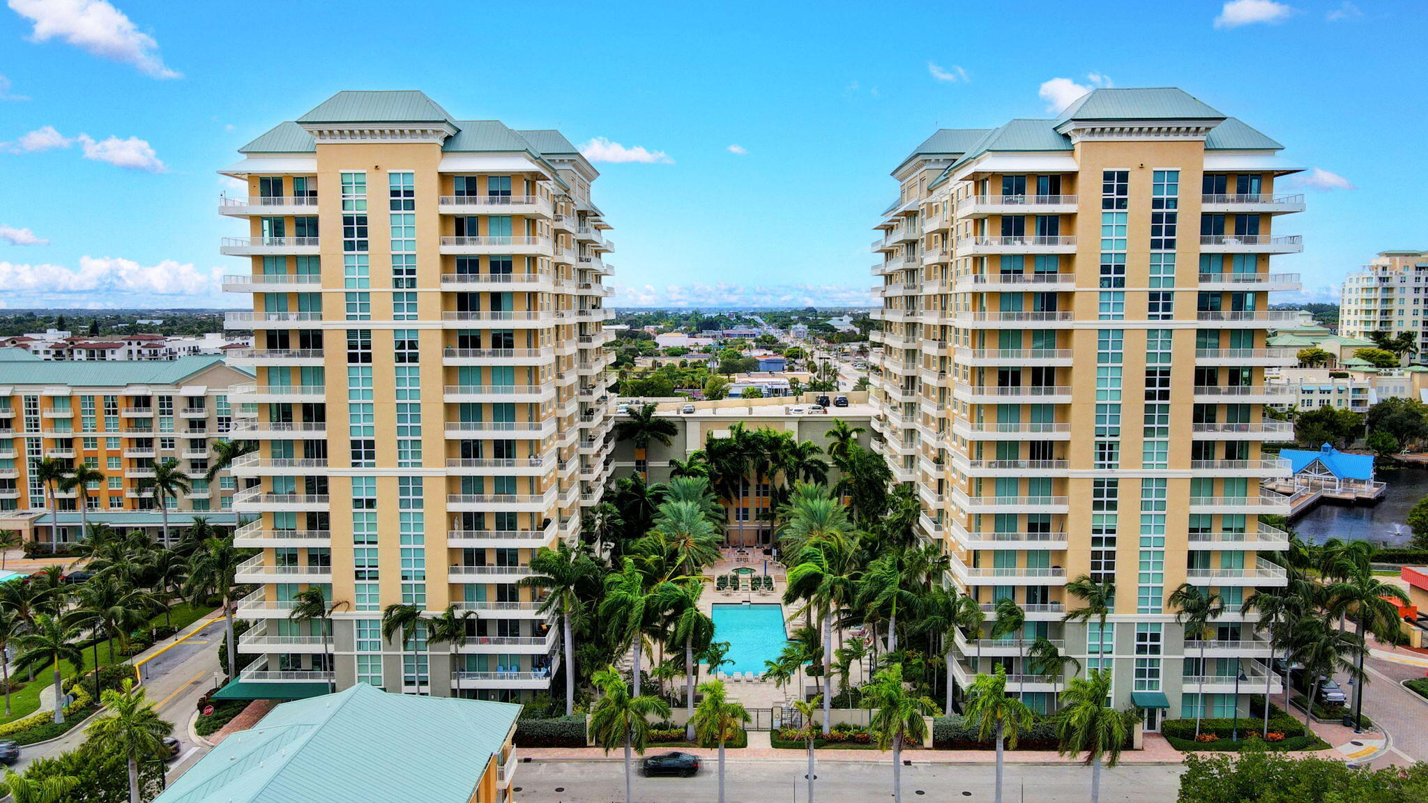 625 Casa Loma #403, Boynton Beach FL 33435