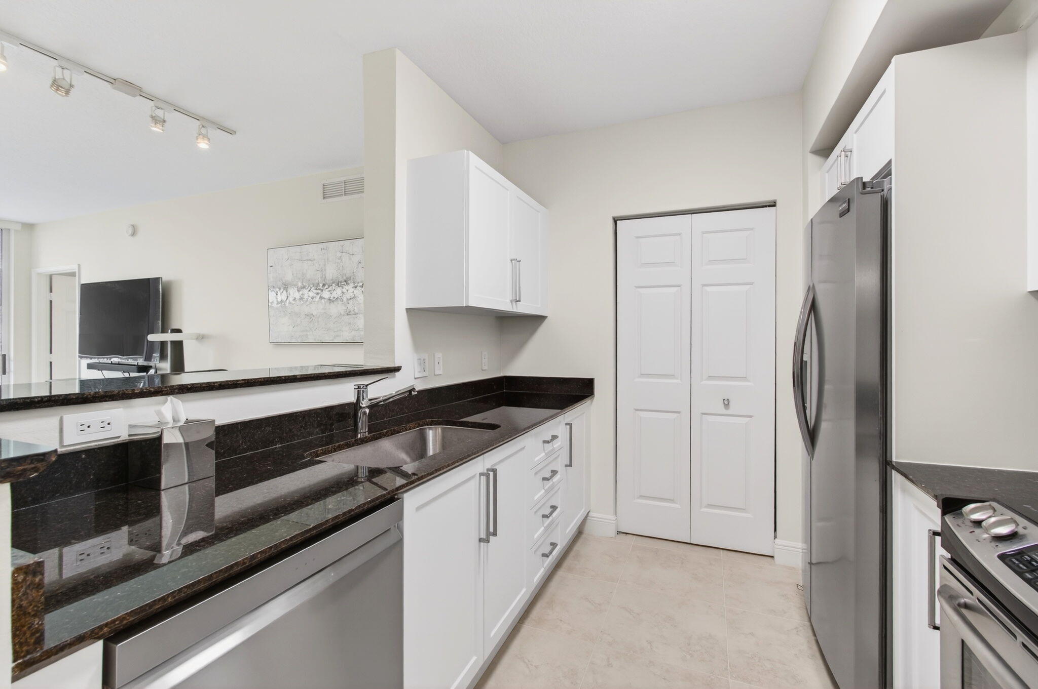 625 Casa Loma #403, Boynton Beach FL 33435