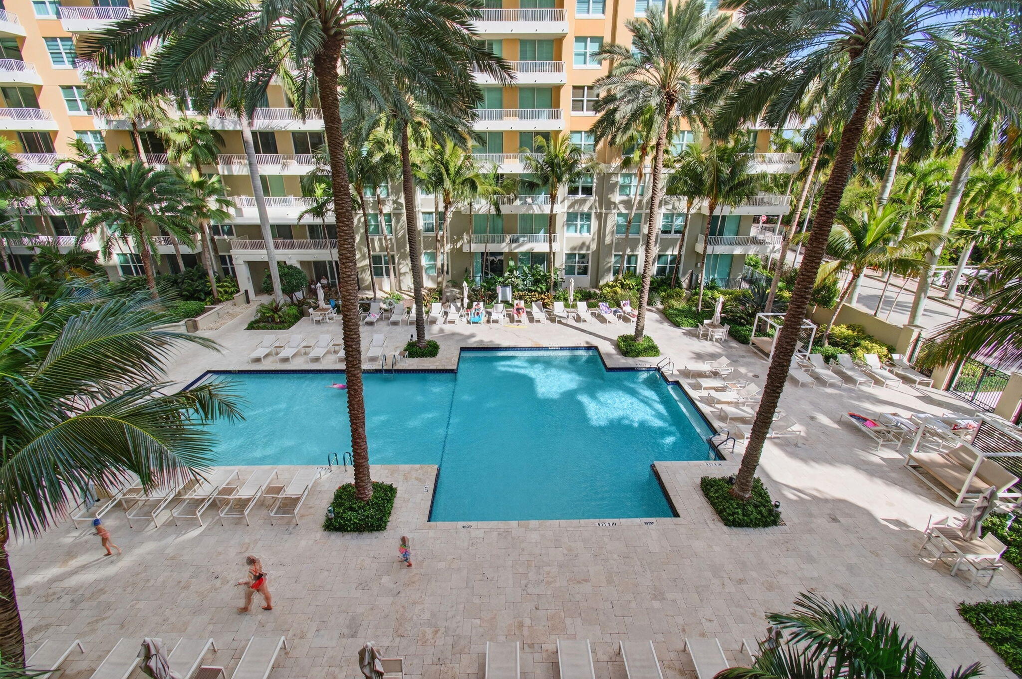 625 Casa Loma #403, Boynton Beach FL 33435