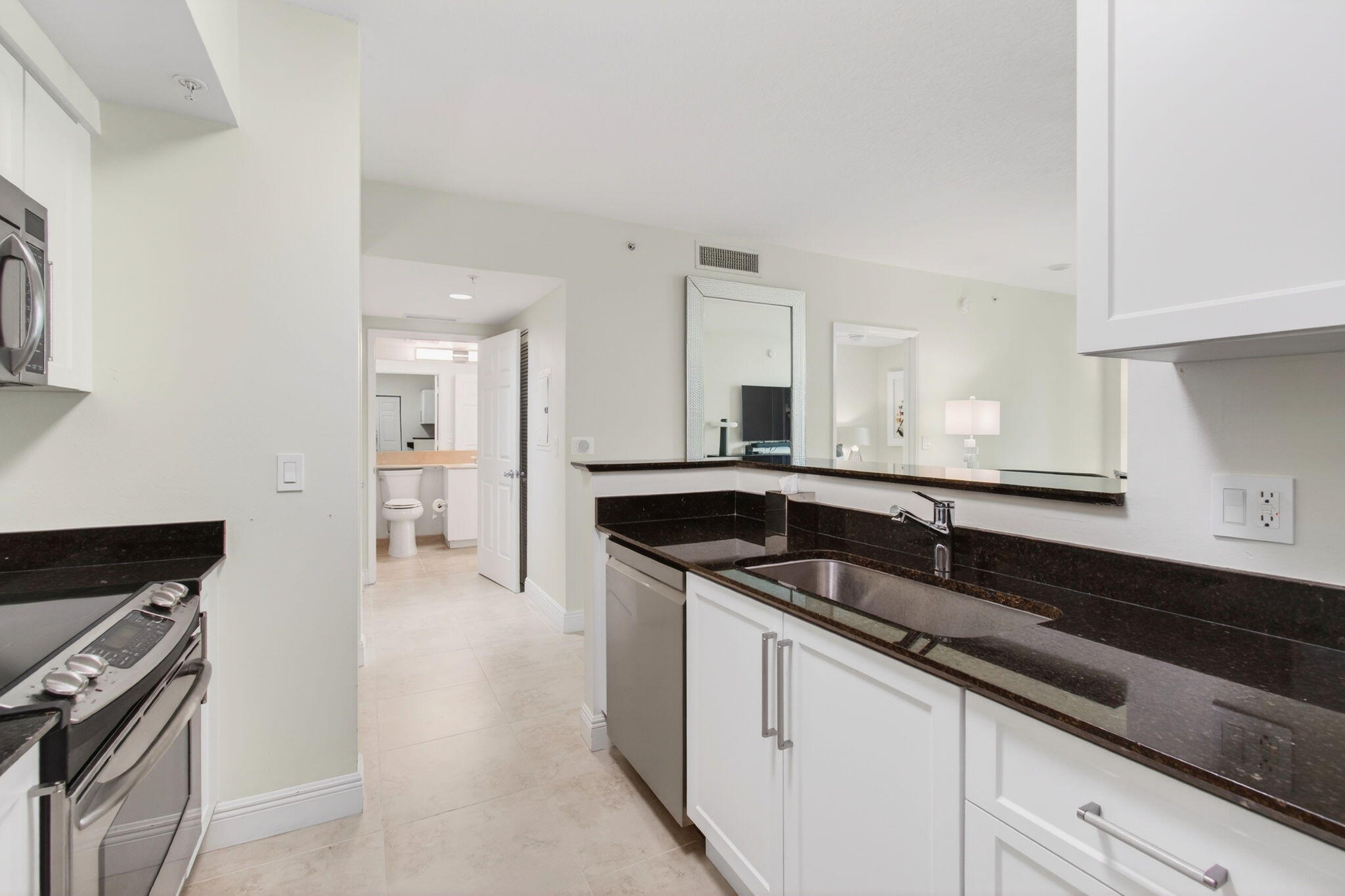625 Casa Loma #403, Boynton Beach FL 33435