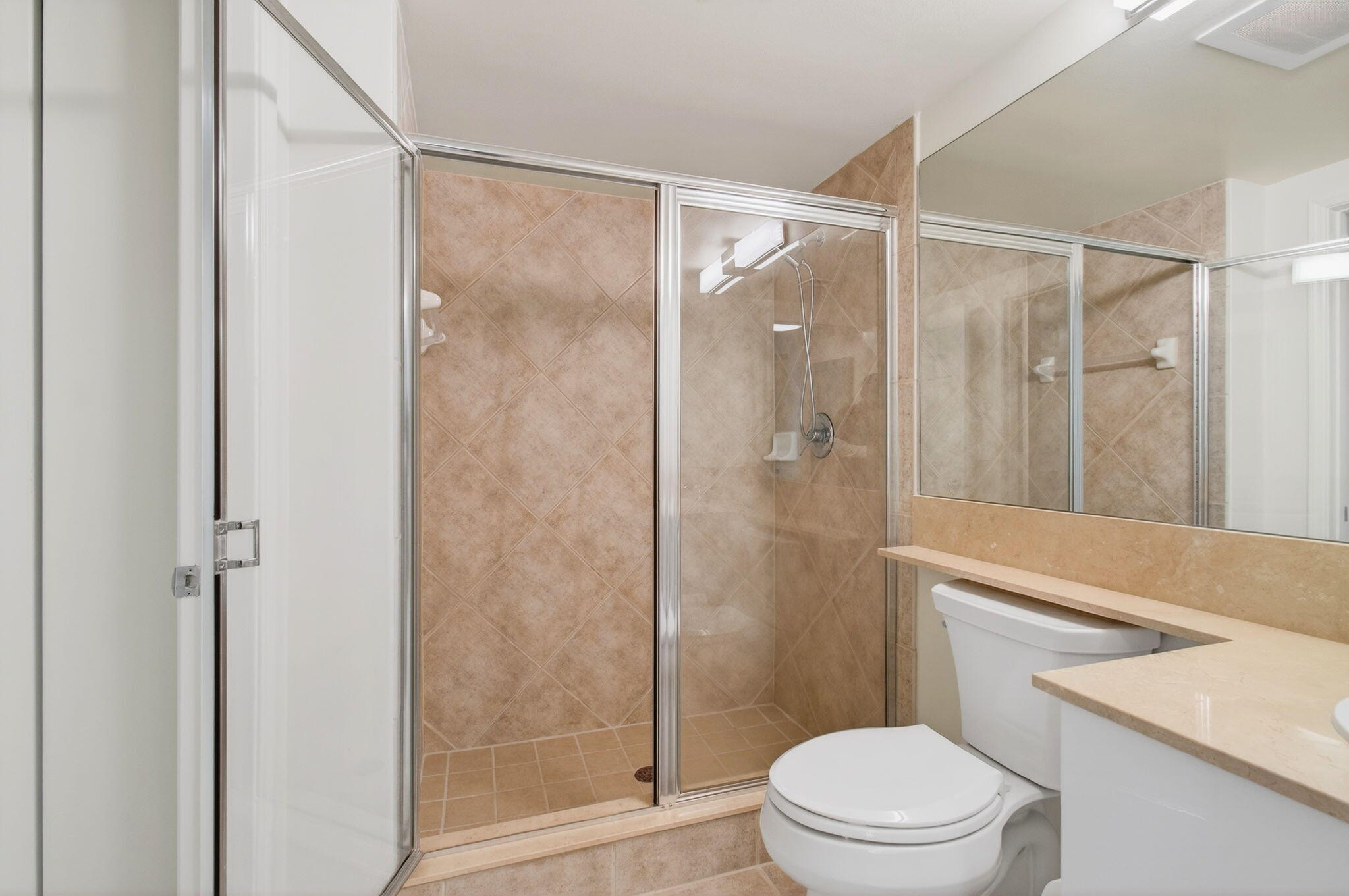 625 Casa Loma #403, Boynton Beach FL 33435