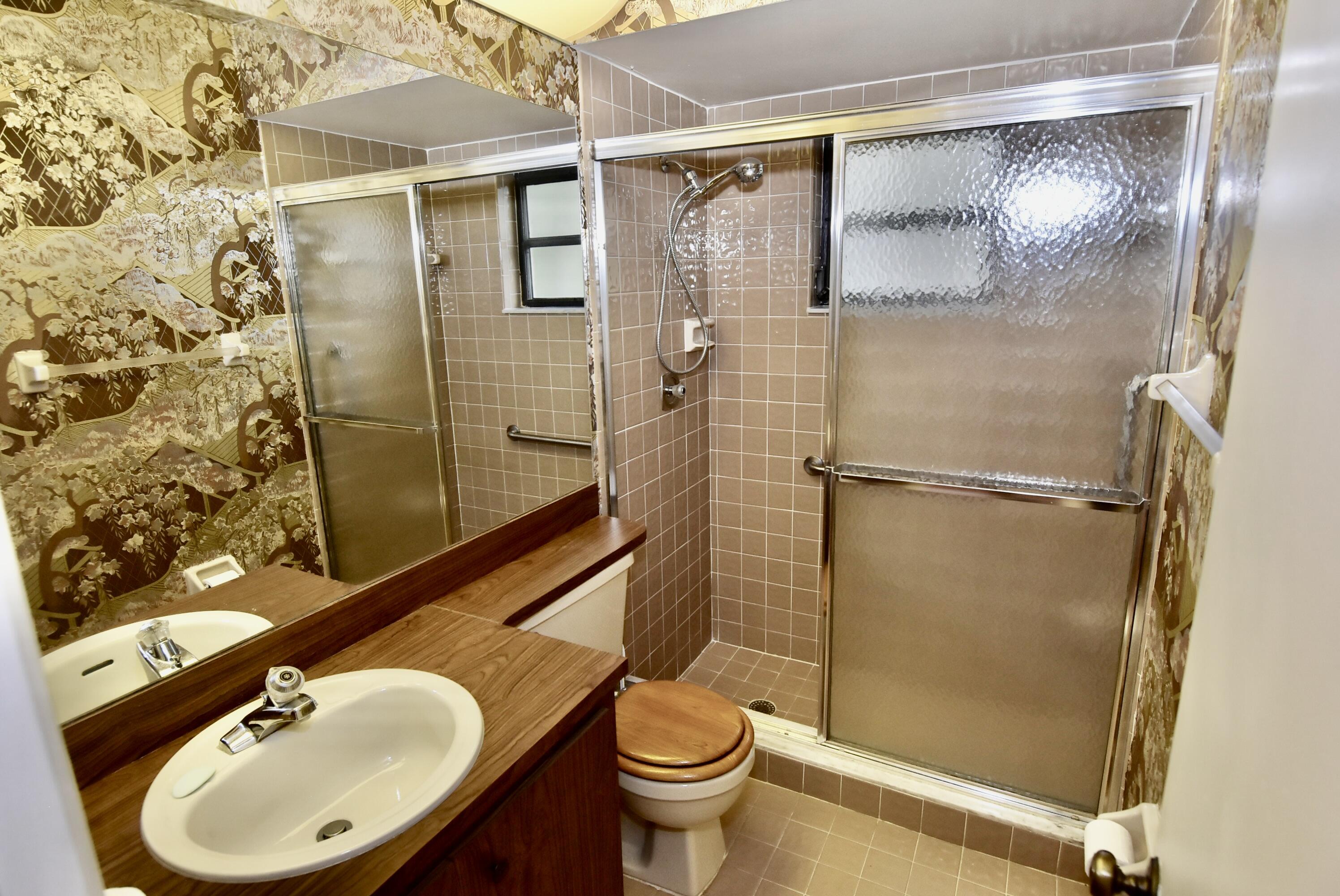 18101 Grove, Boca Raton FL 33498