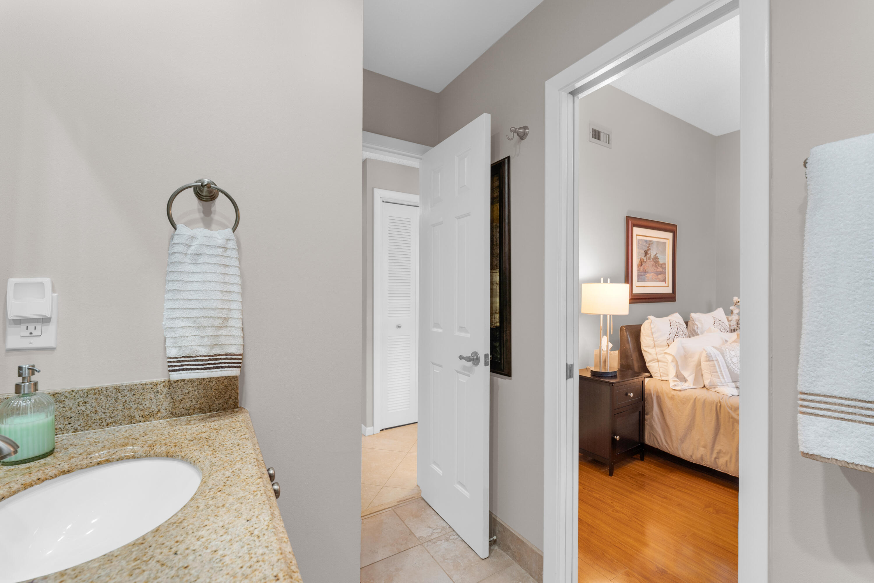 7460 La Paz #309, Boca Raton FL 33433