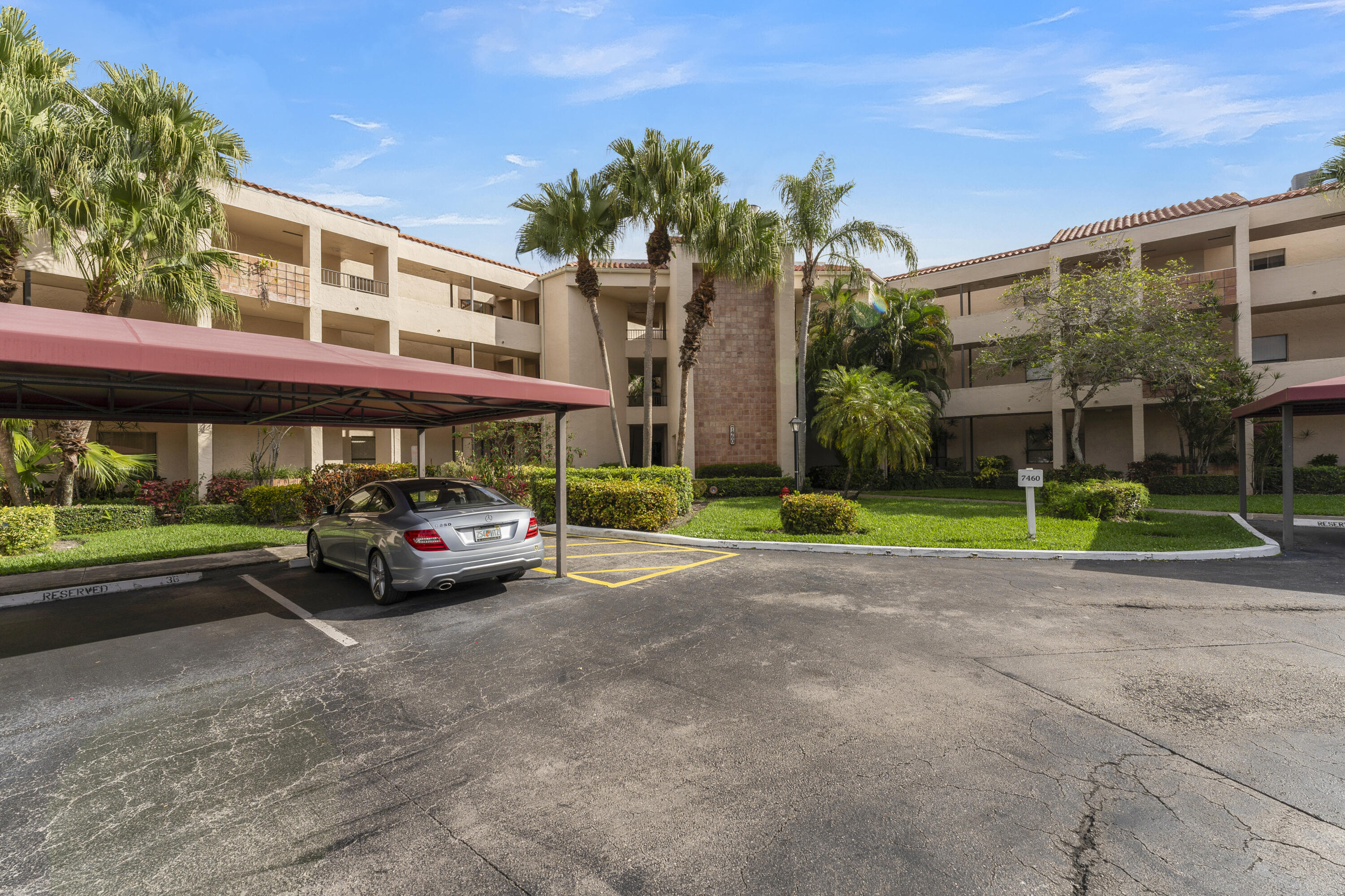 7460 La Paz #309, Boca Raton FL 33433