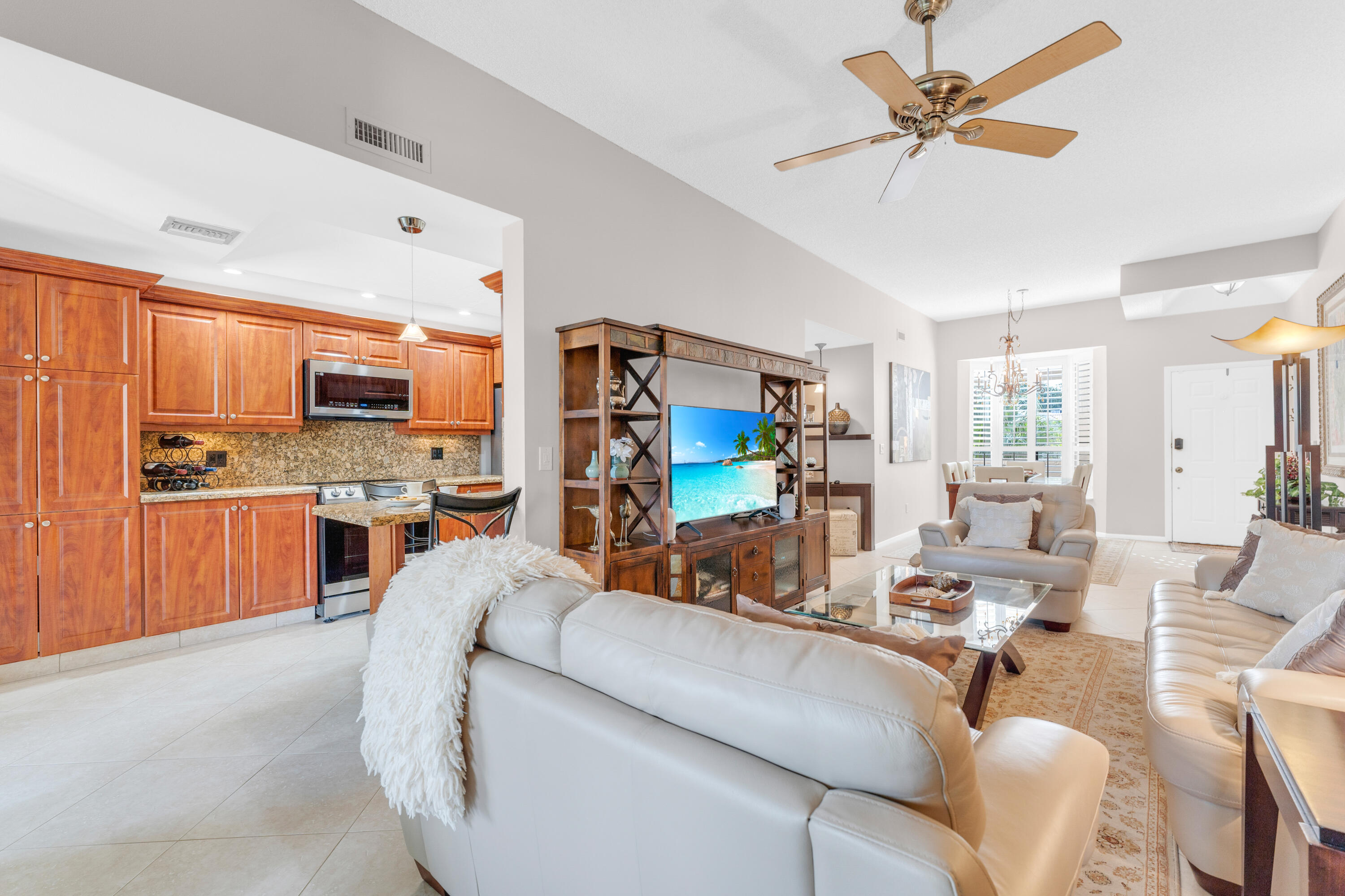 7460 La Paz #309, Boca Raton FL 33433