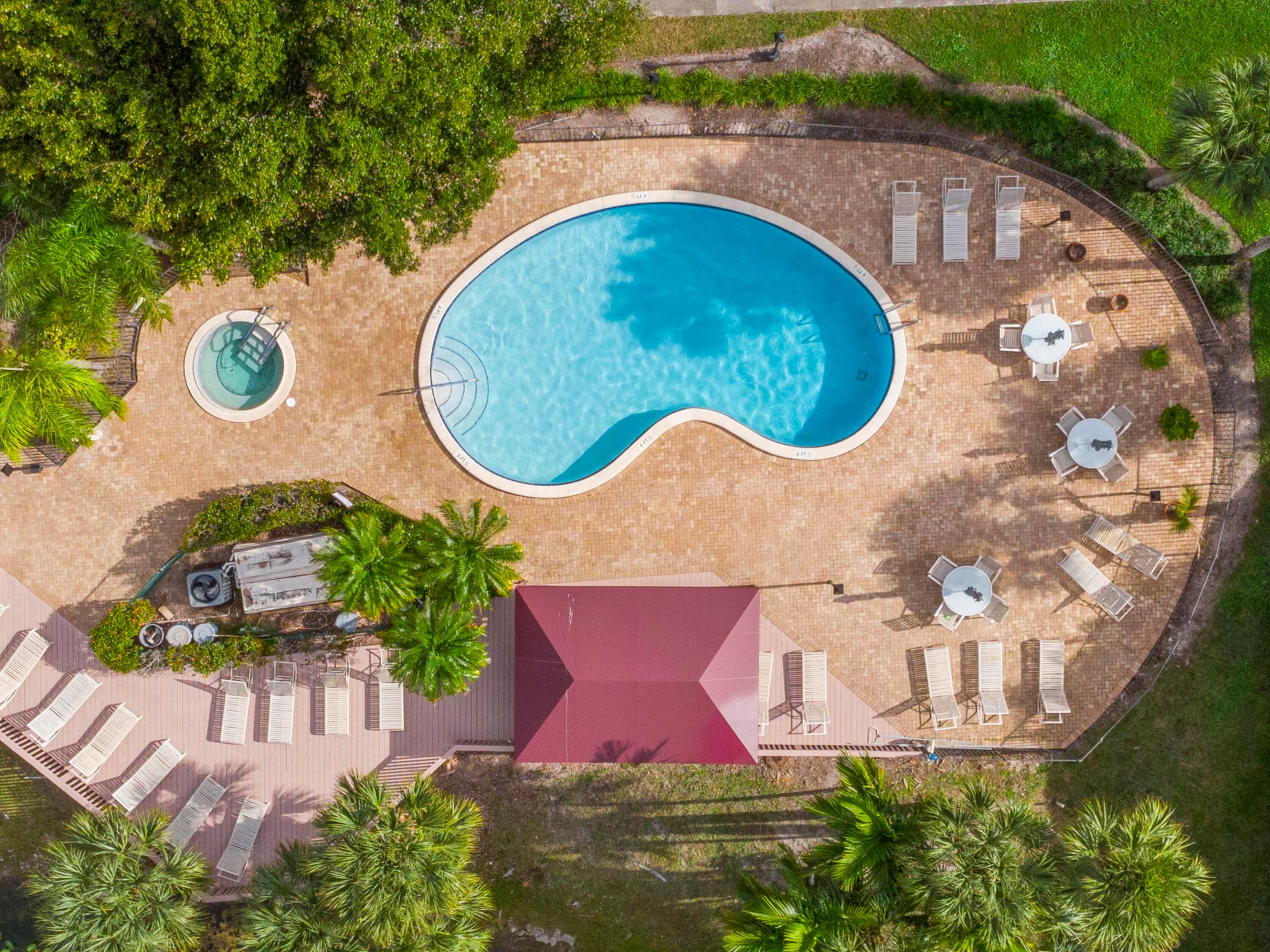 7460 La Paz #309, Boca Raton FL 33433