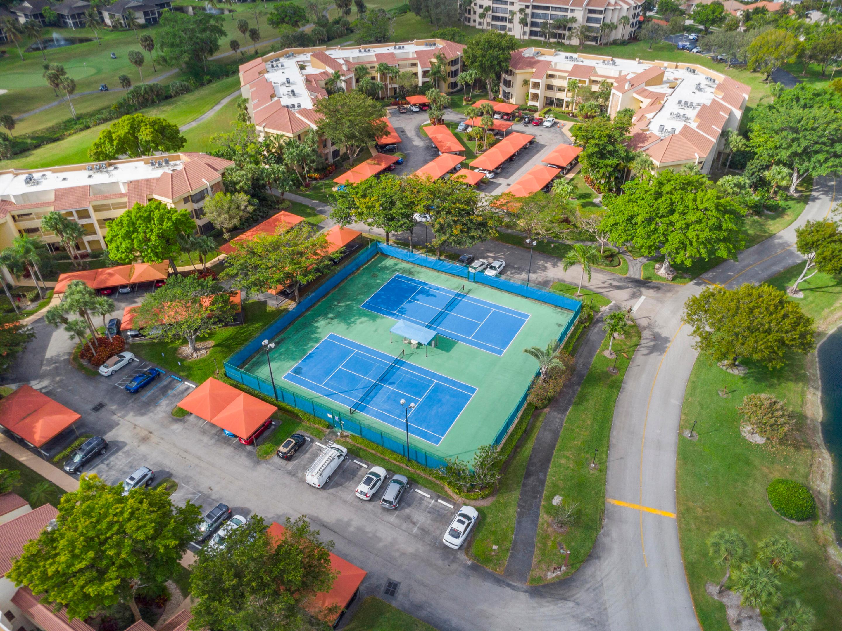7460 La Paz #309, Boca Raton FL 33433