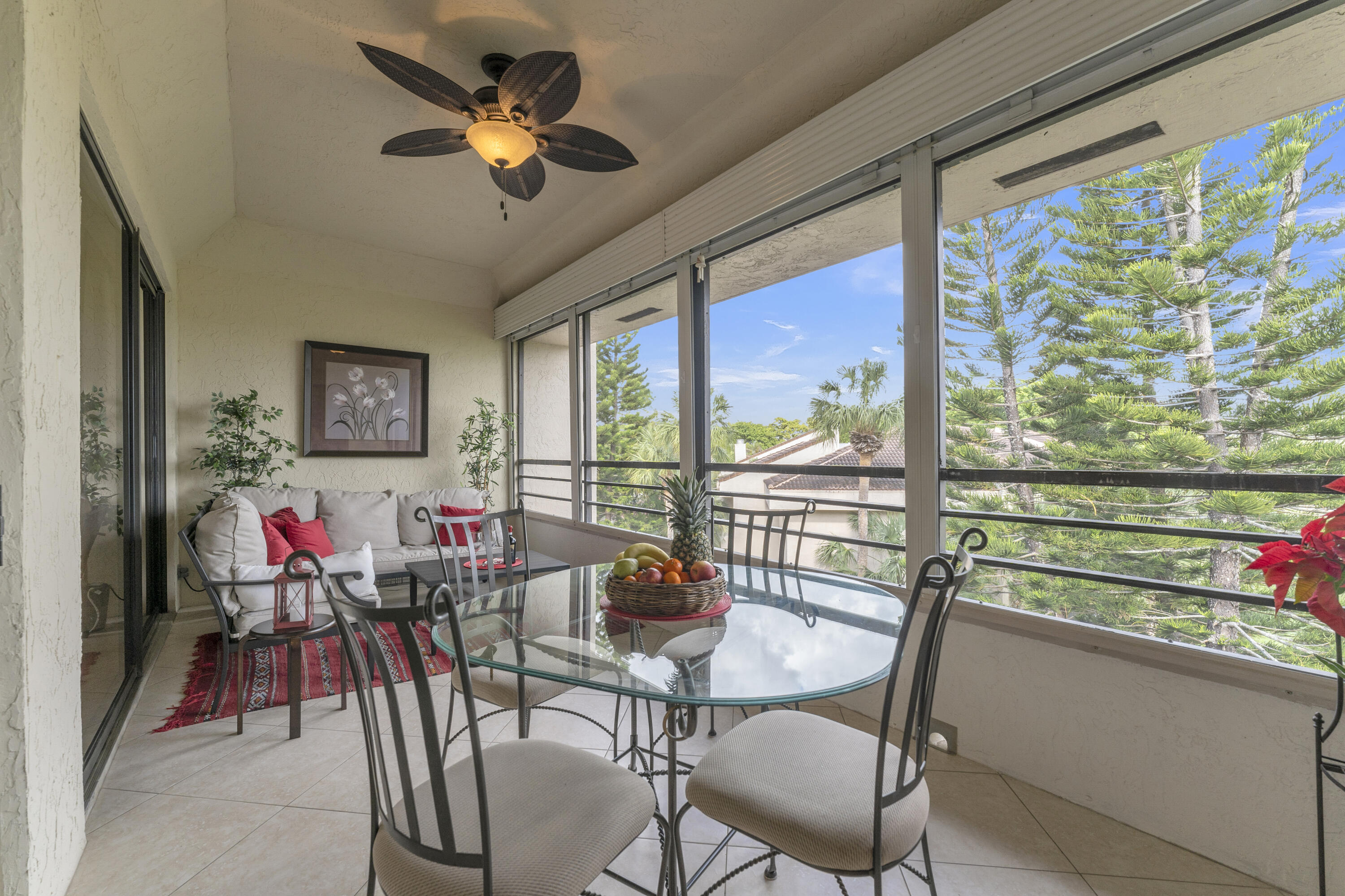 7460 La Paz #309, Boca Raton FL 33433
