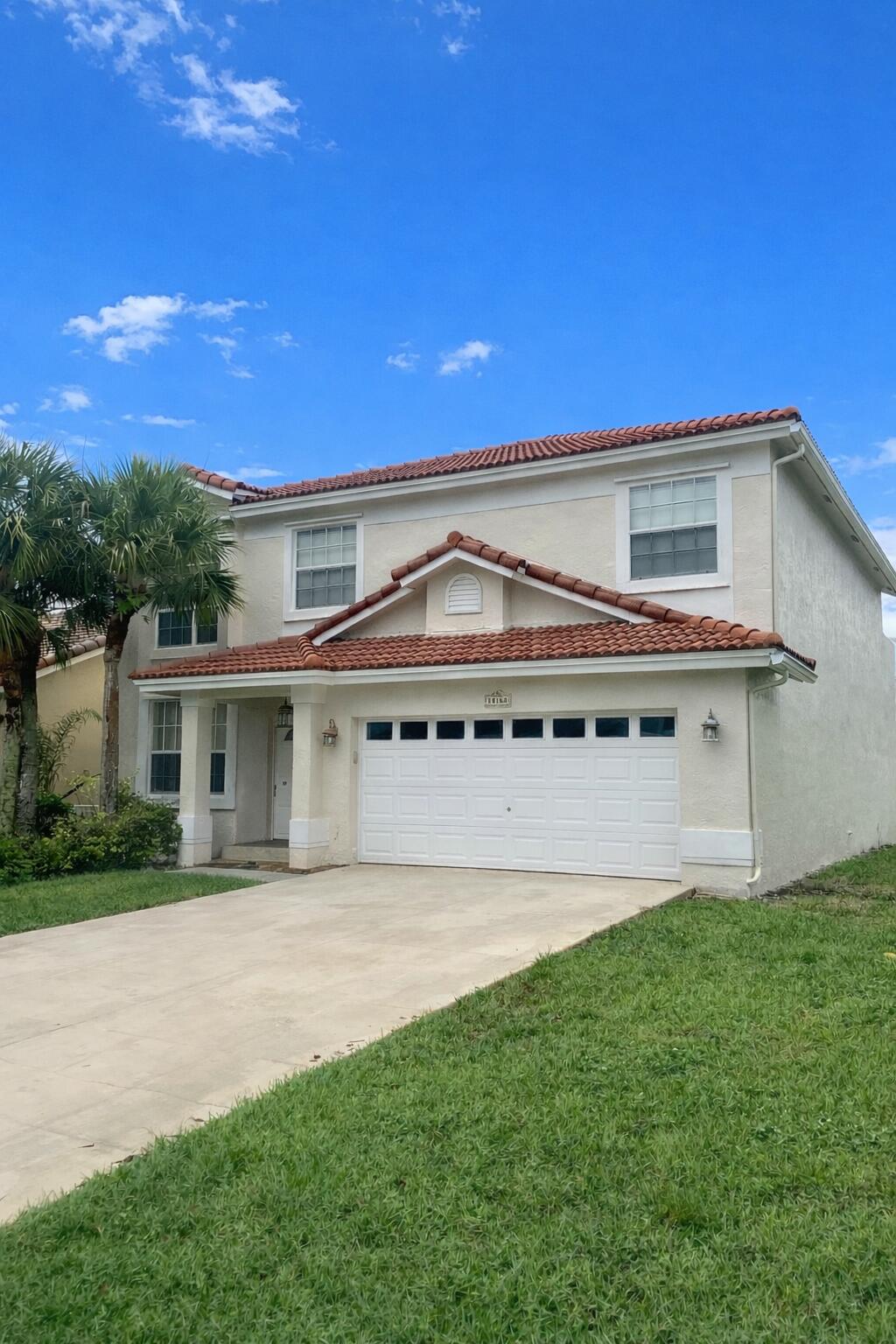 18165 Blue Lake, Boca Raton FL 33498