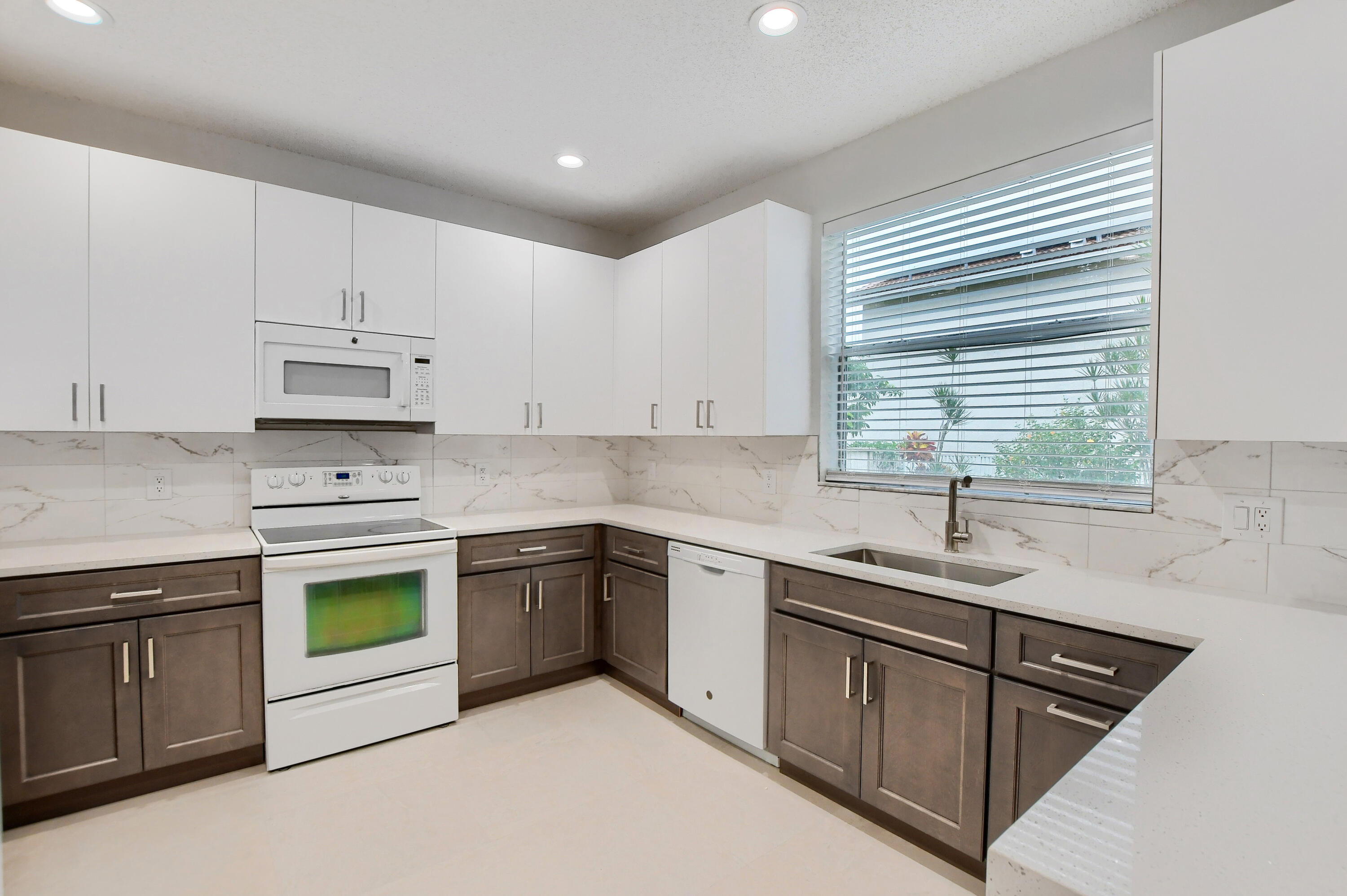 18165 Blue Lake, Boca Raton FL 33498