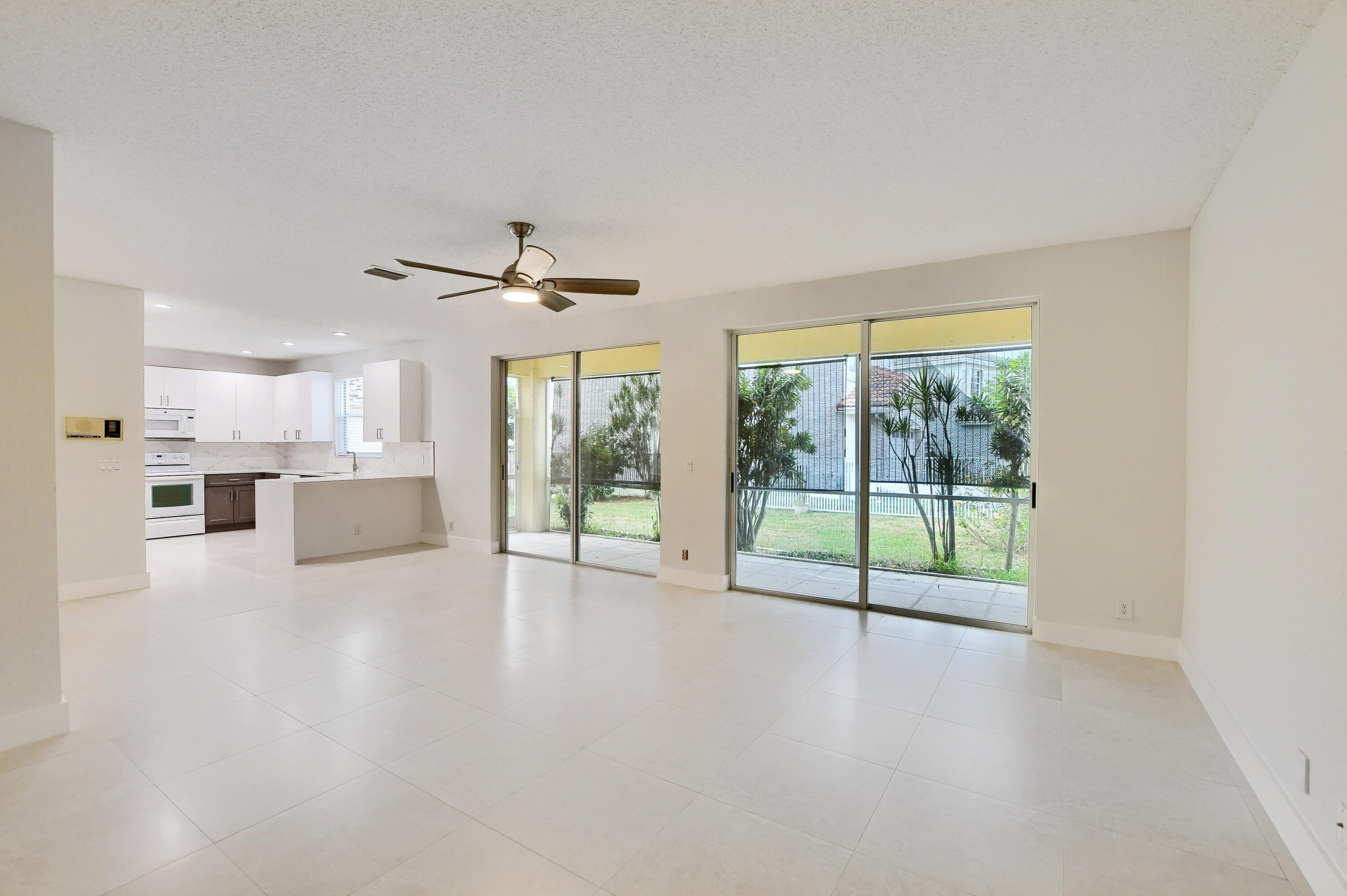 18165 Blue Lake, Boca Raton FL 33498