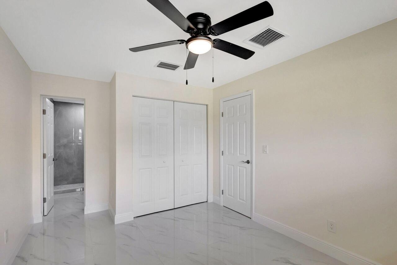2016 Avenue, Riviera Beach FL 33404