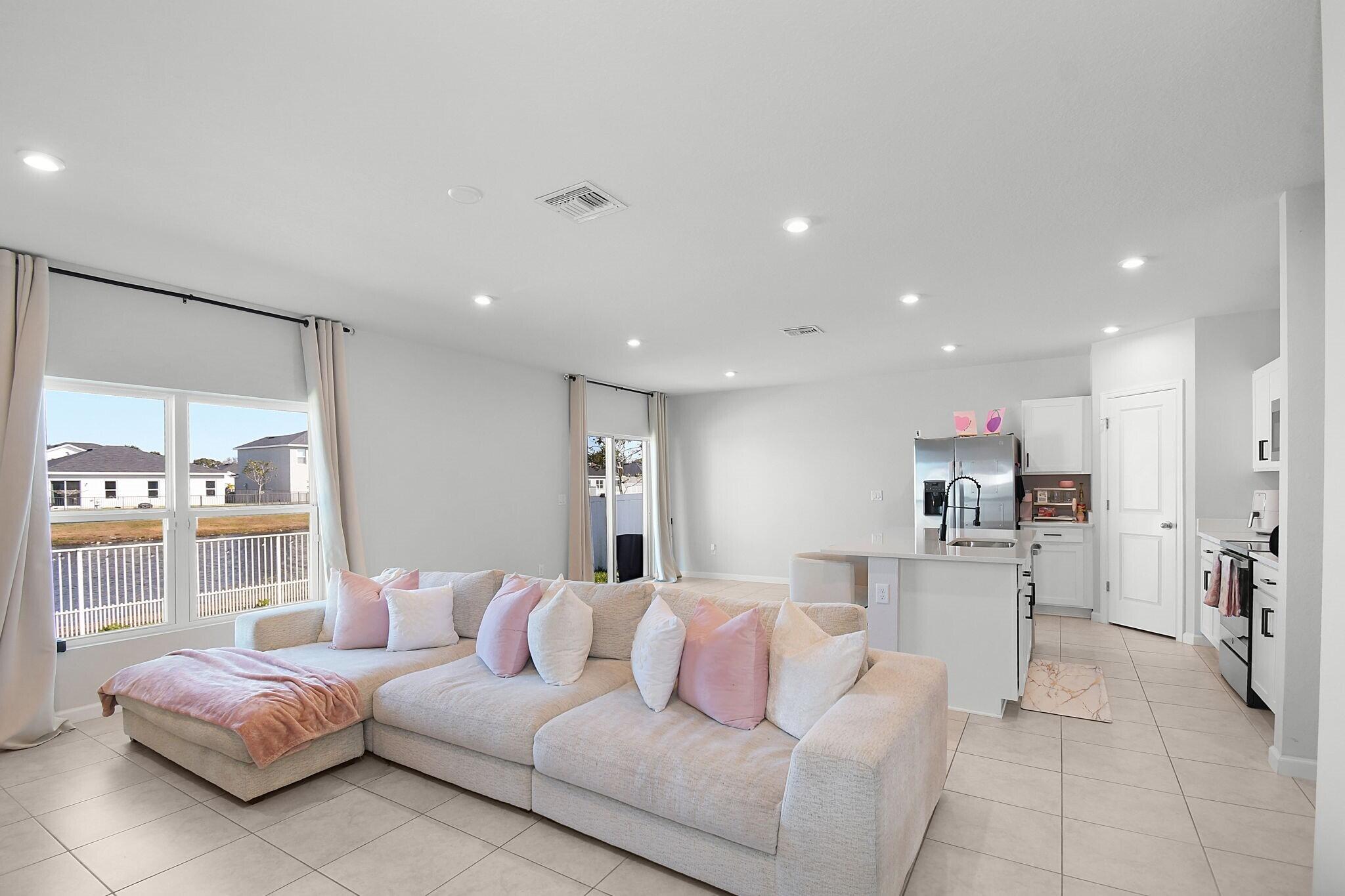 113 Dabou, Belle Glade FL 33430