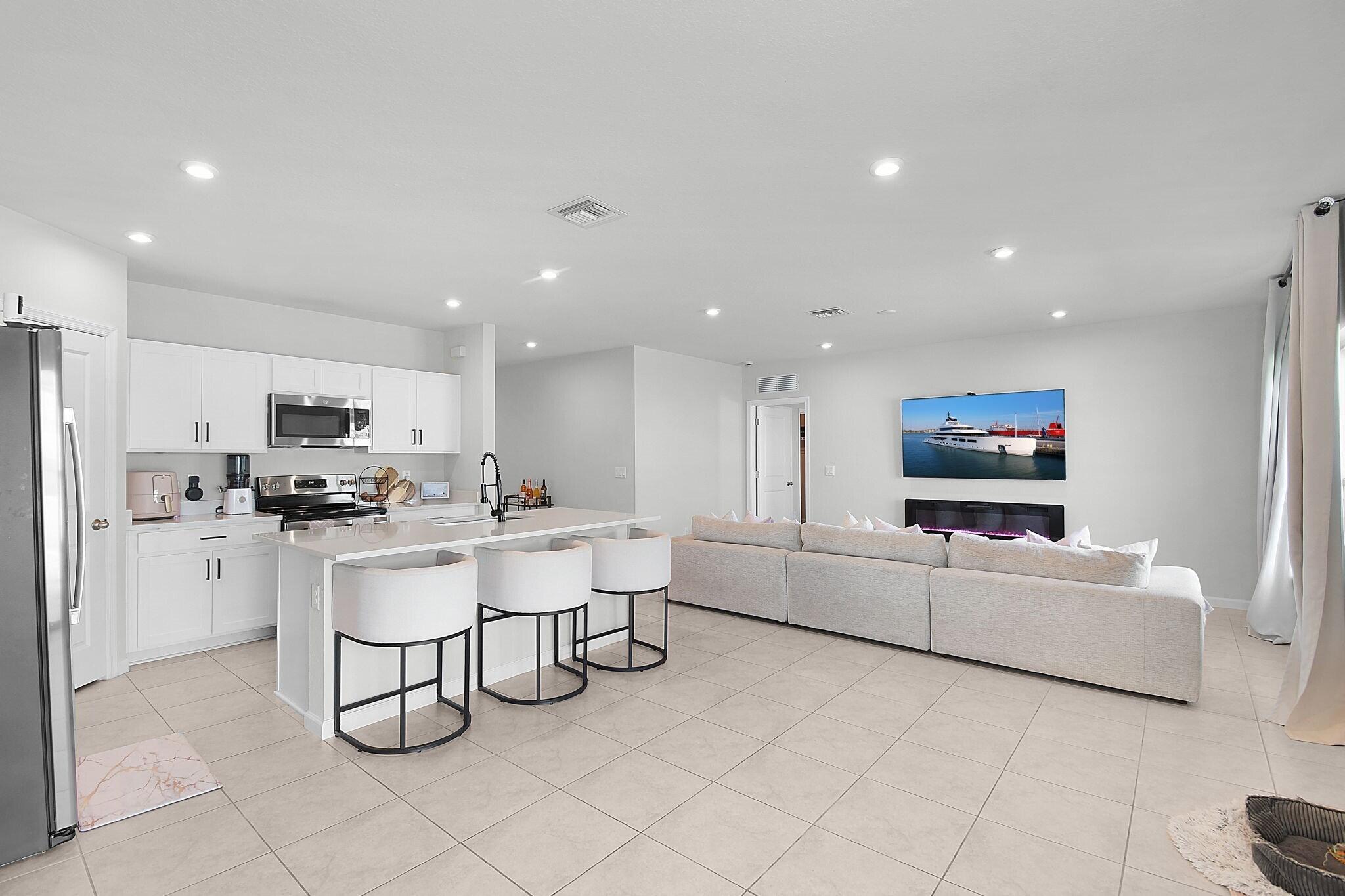 113 Dabou, Belle Glade FL 33430
