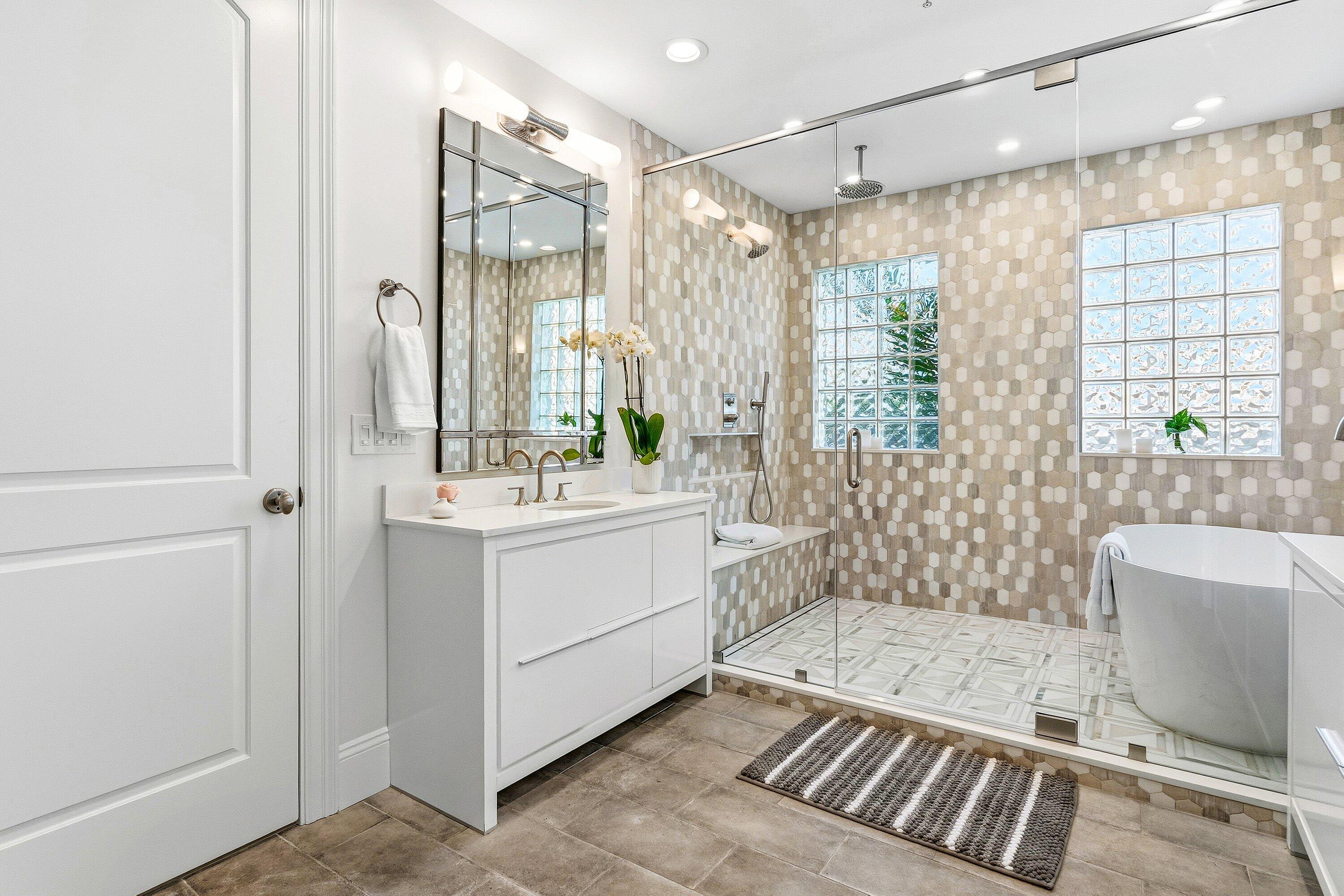 122 SE 6th #3, Delray Beach FL 33483