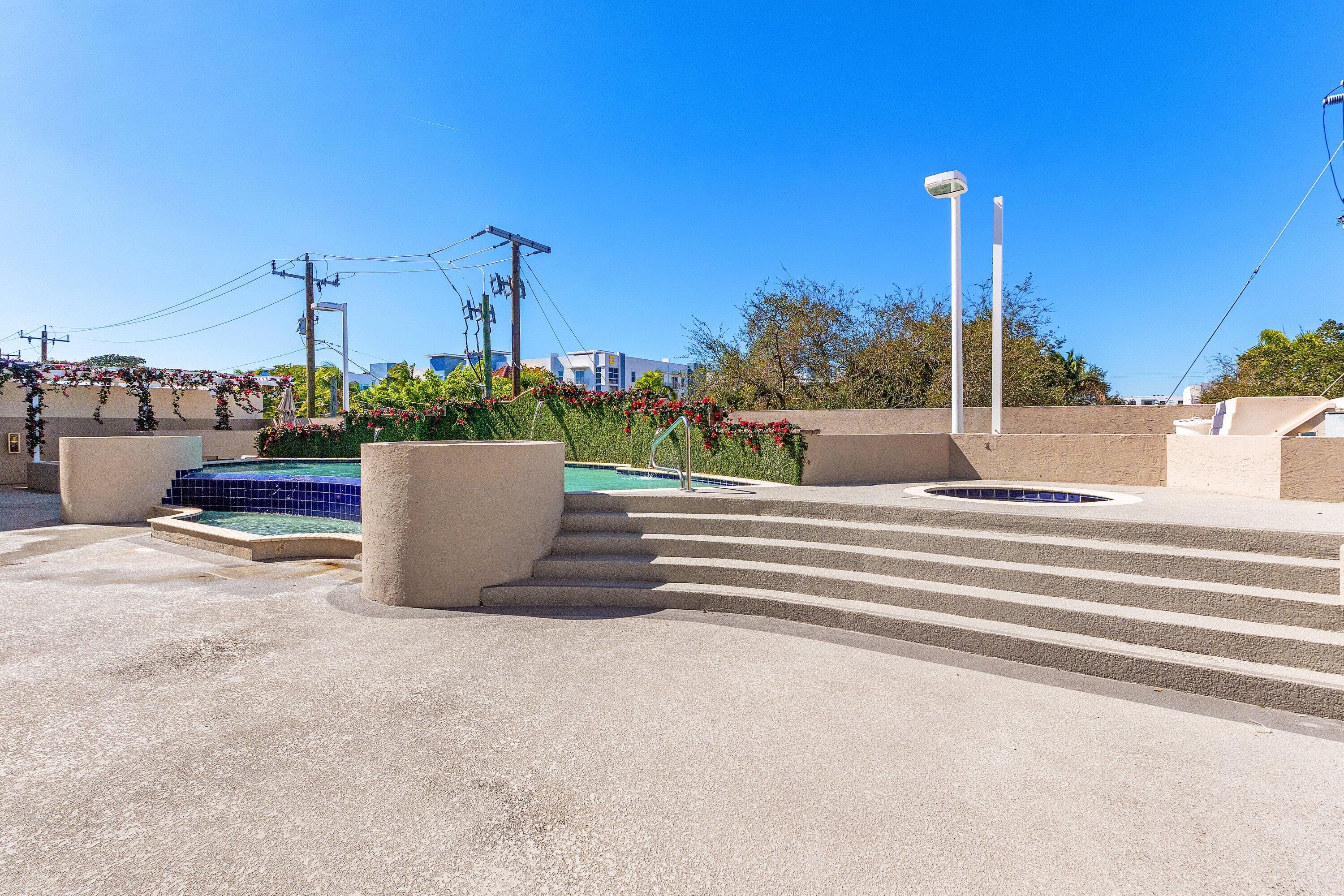 122 SE 6th #3, Delray Beach FL 33483