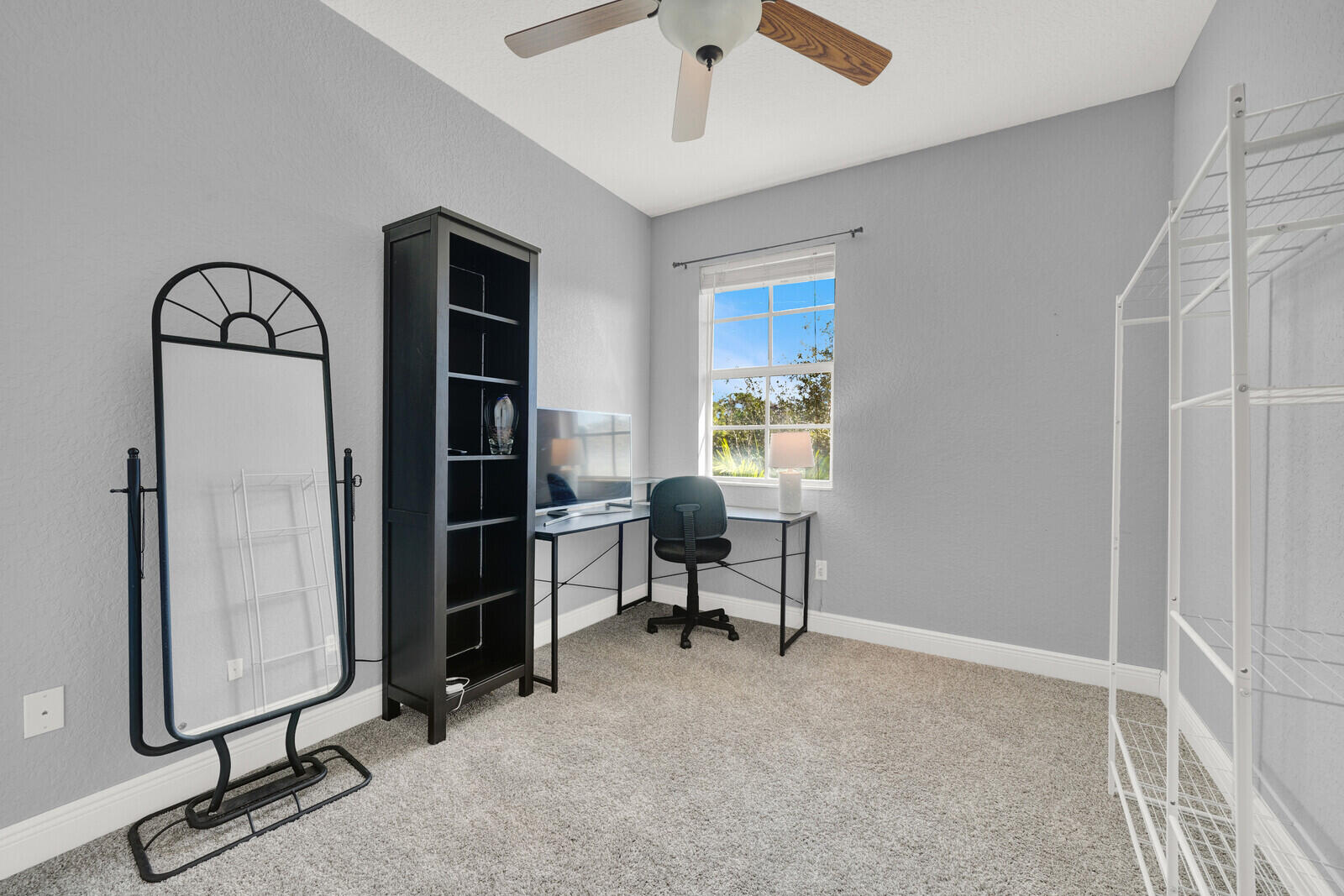 285 E Bay Cedar, Jupiter FL 33458