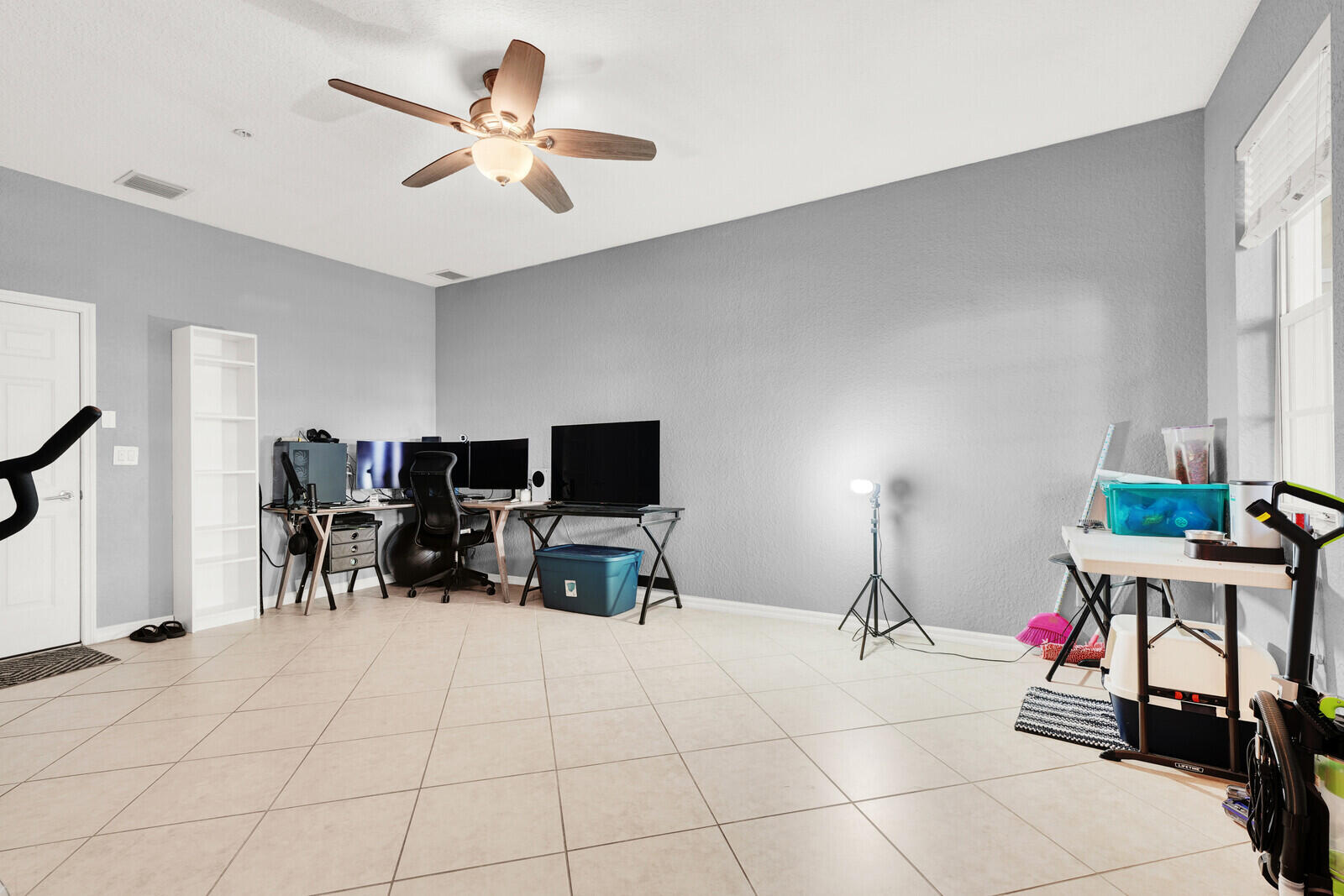285 E Bay Cedar, Jupiter FL 33458