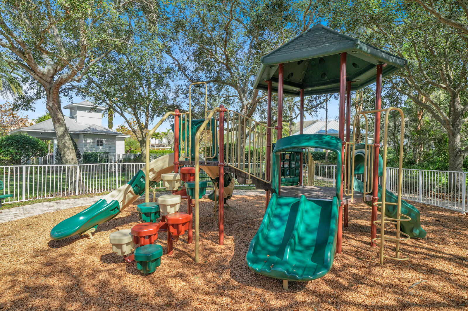285 E Bay Cedar, Jupiter FL 33458