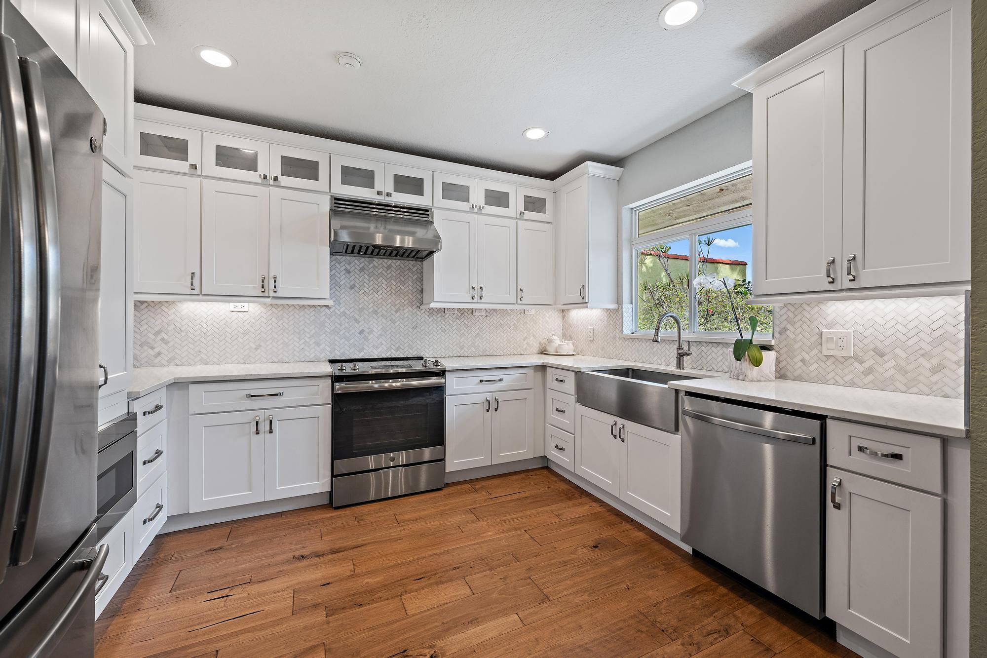 122 S Lake, Lantana FL 33462