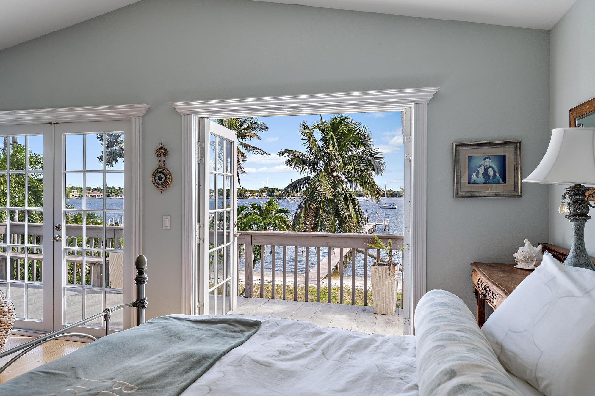 122 S Lake, Lantana FL 33462