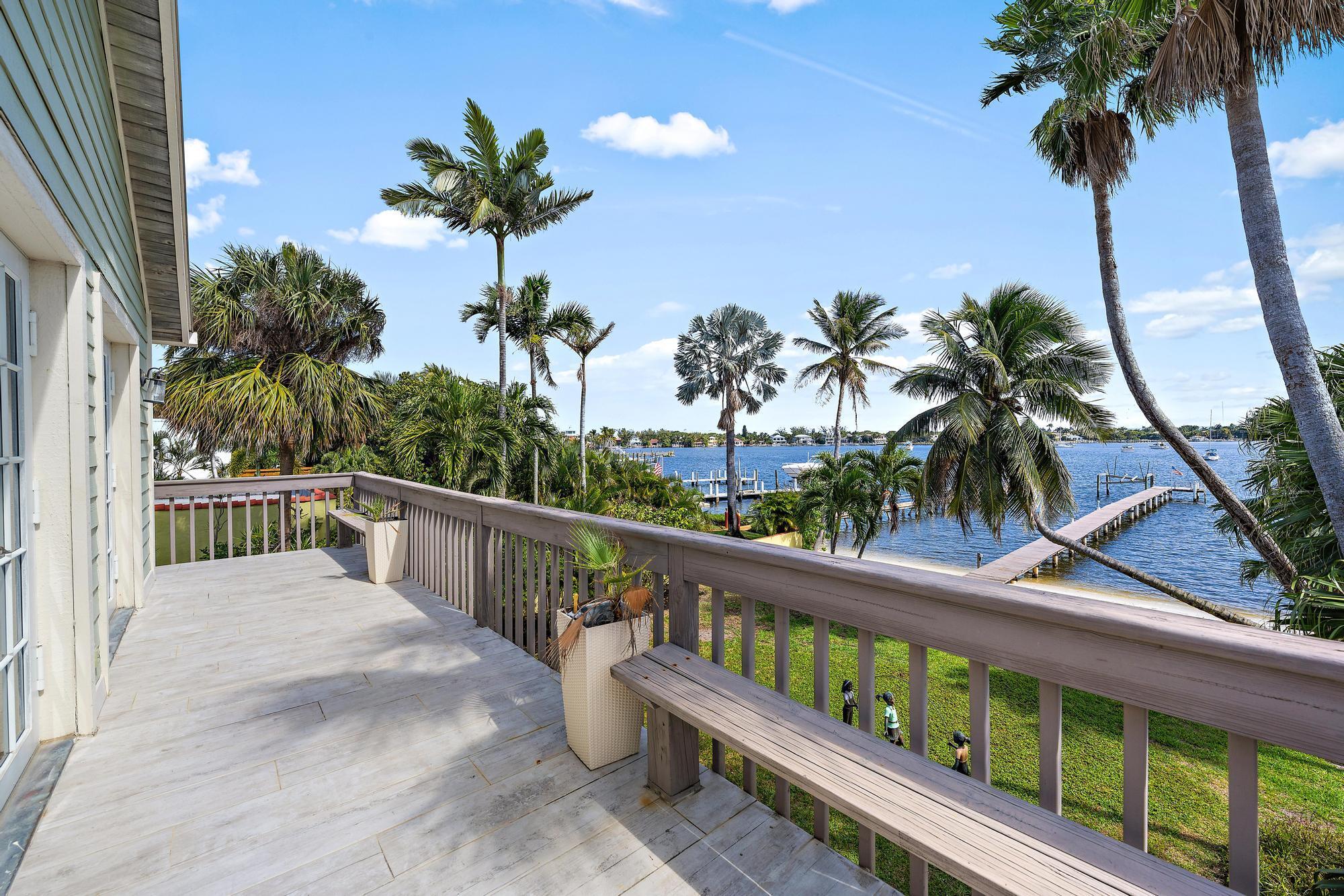 122 S Lake, Lantana FL 33462