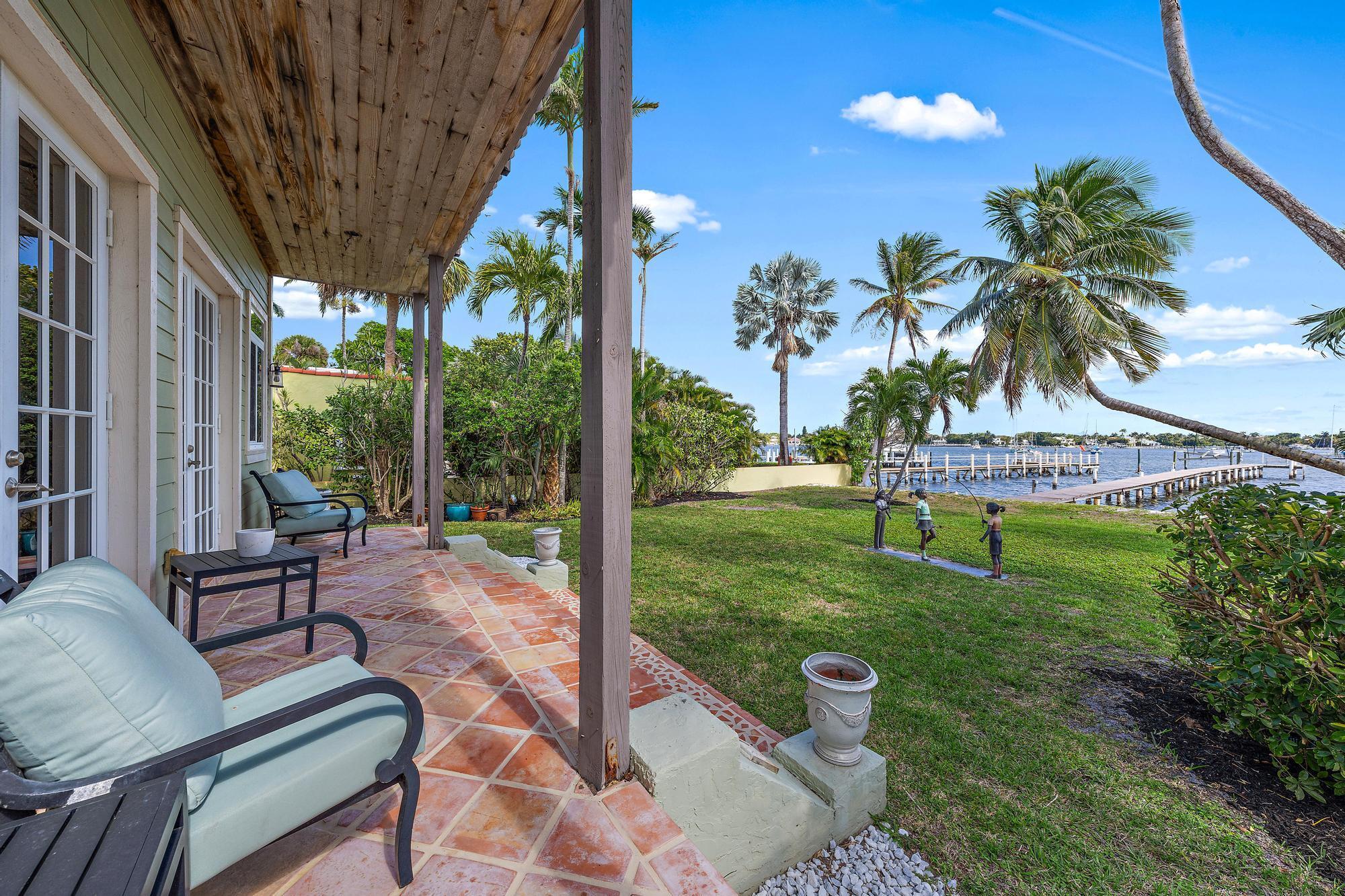 122 S Lake, Lantana FL 33462