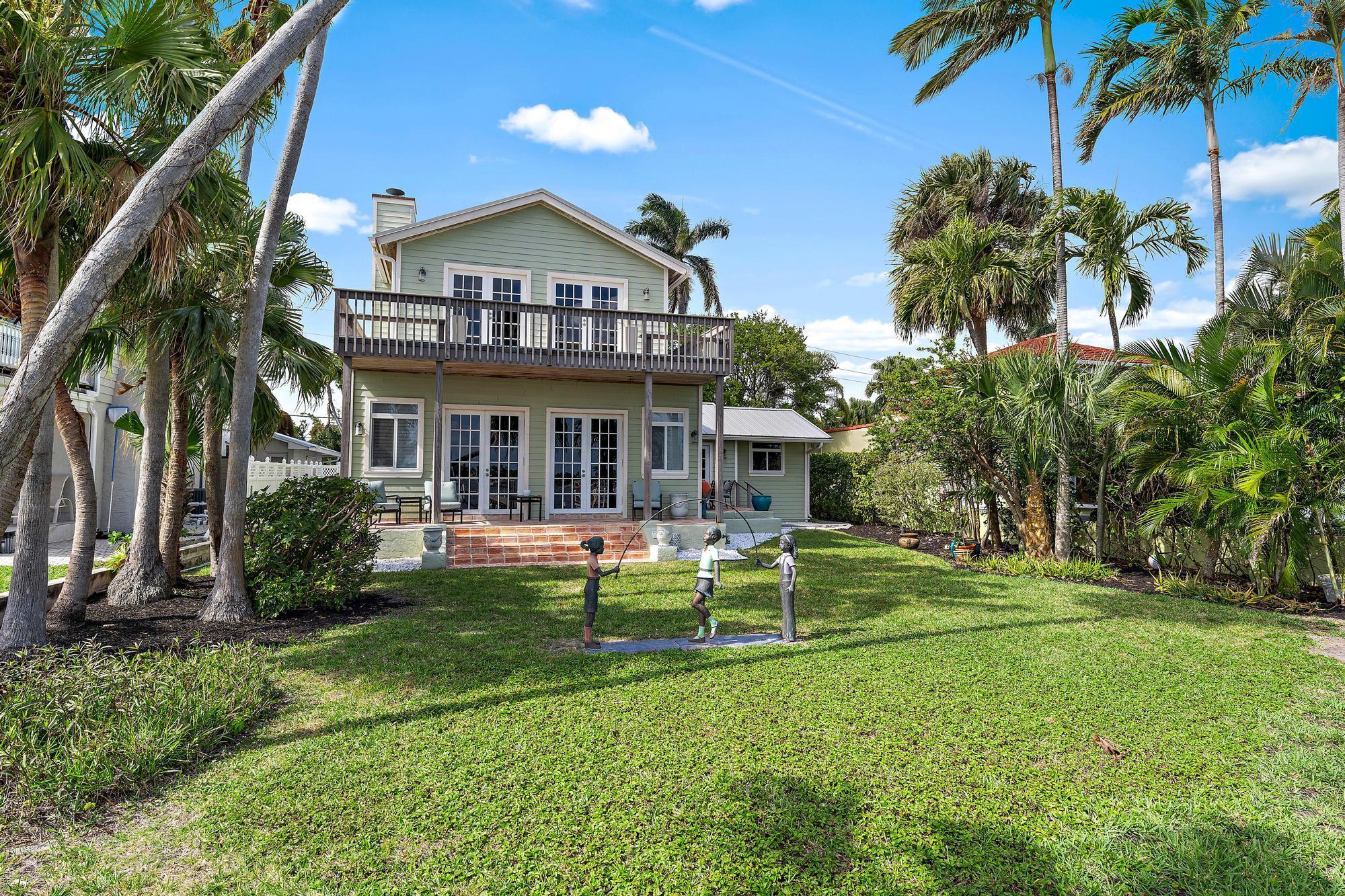 122 S Lake, Lantana FL 33462