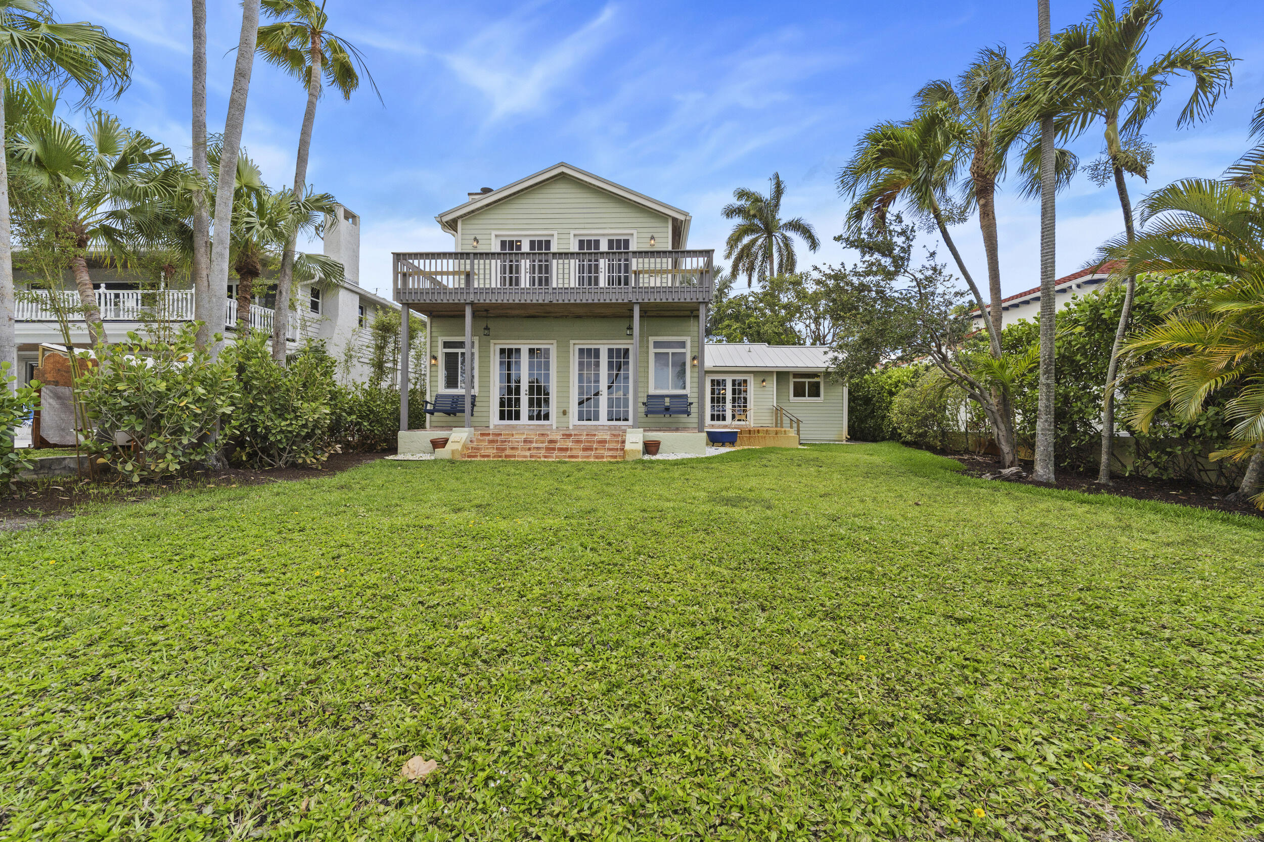 122 S Lake, Lantana FL 33462