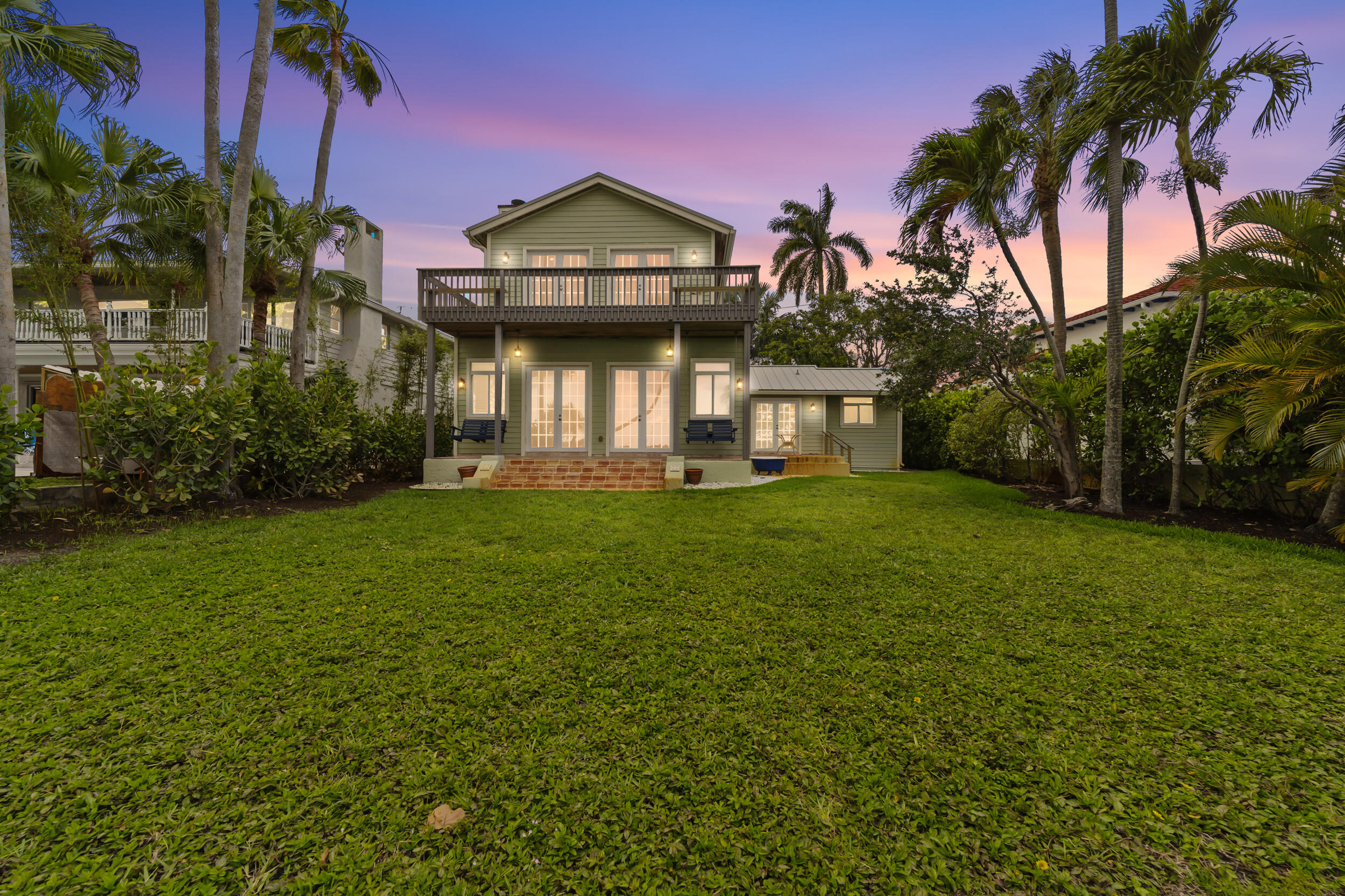 122 S Lake, Lantana FL 33462