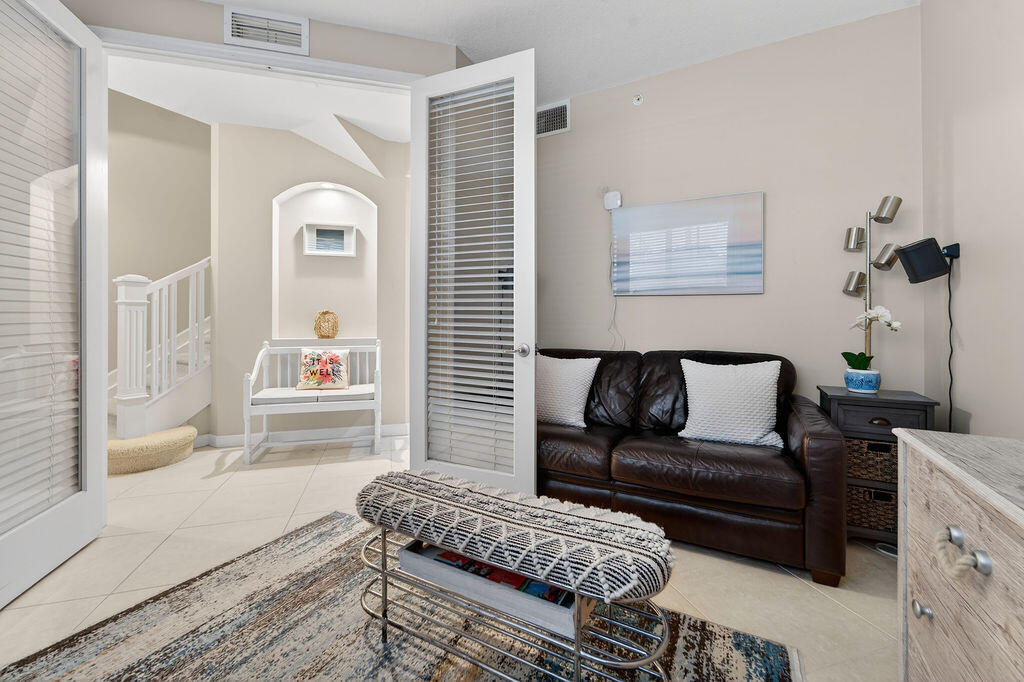 11860 Valencia Gardens, Palm Beach Gardens FL 33410