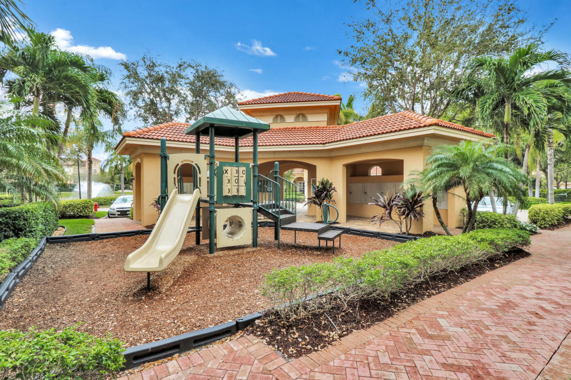 11860 Valencia Gardens, Palm Beach Gardens FL 33410