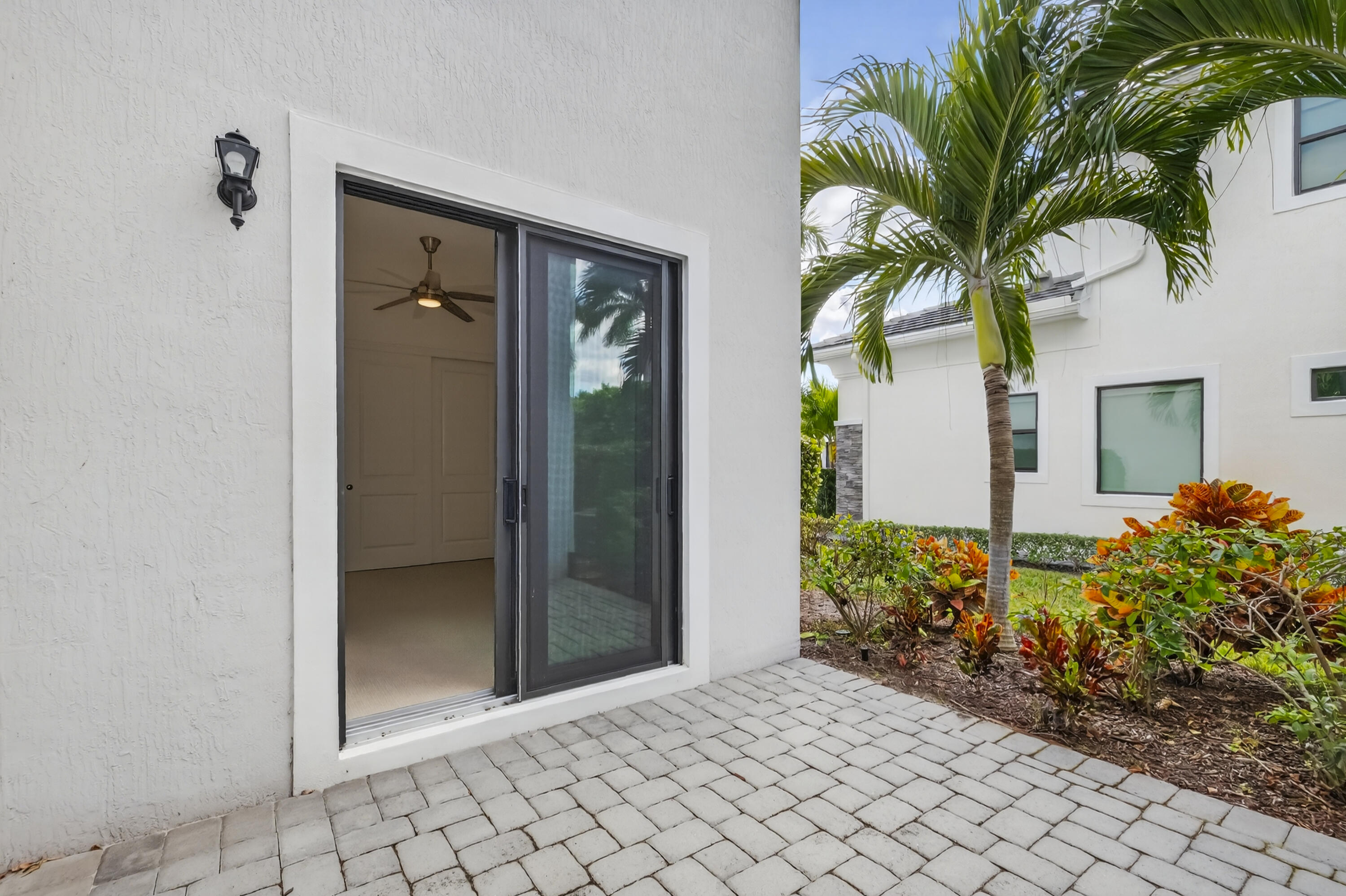 6980 NW 28th, Boca Raton FL 33496
