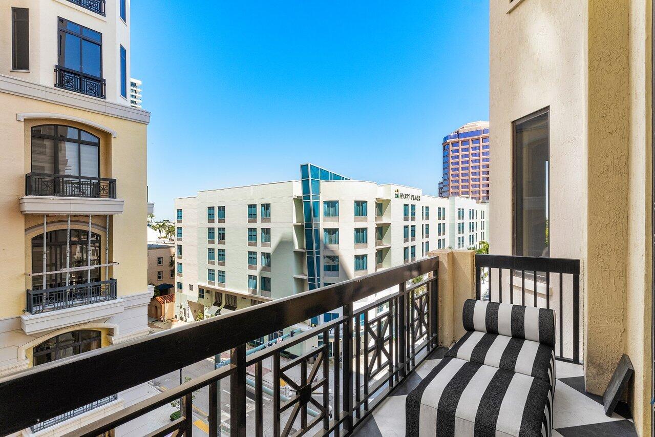 801 S Olive #427, West Palm Beach FL 33401