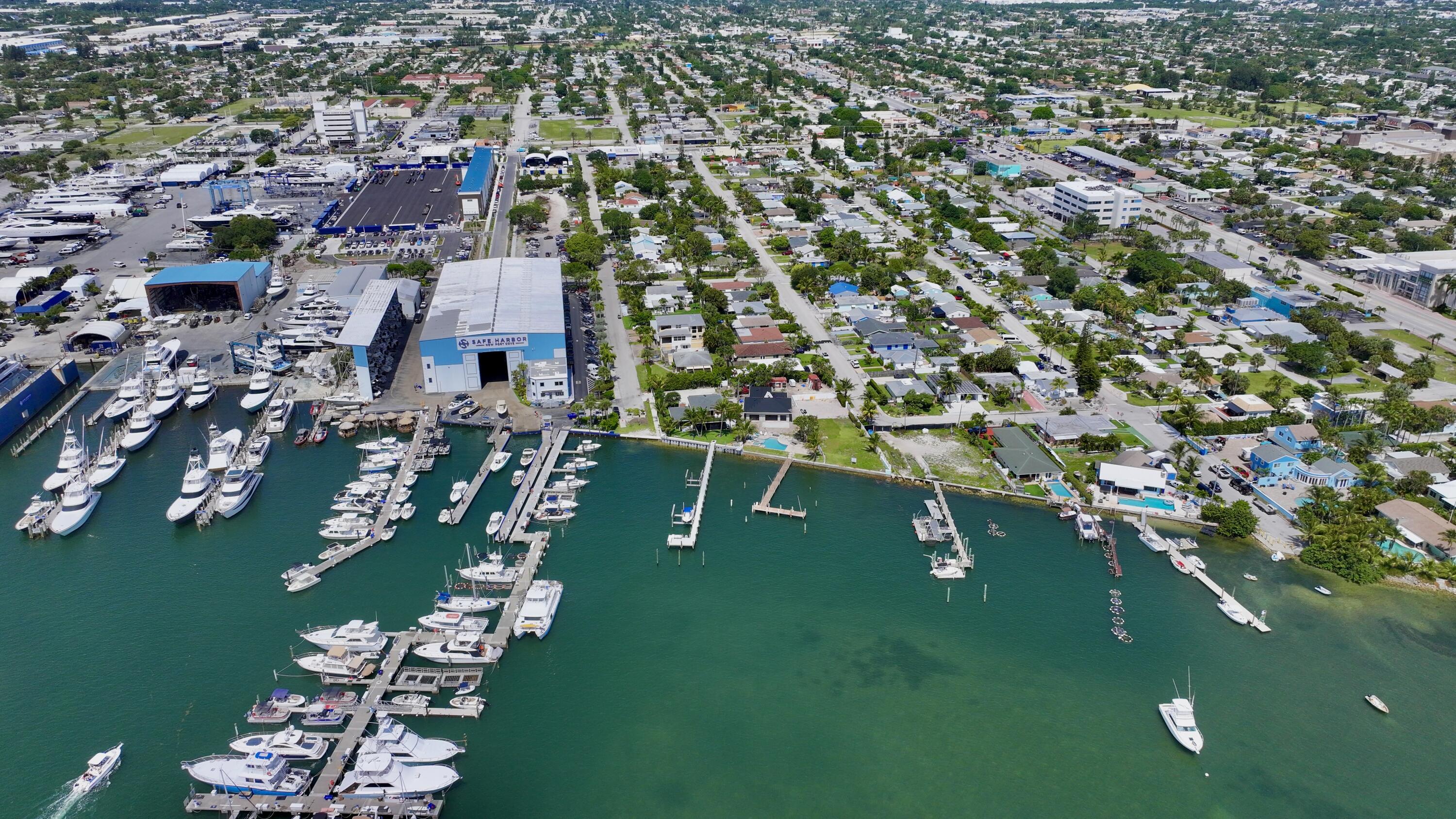 265 E 23rd Street, Riviera Beach FL 33404