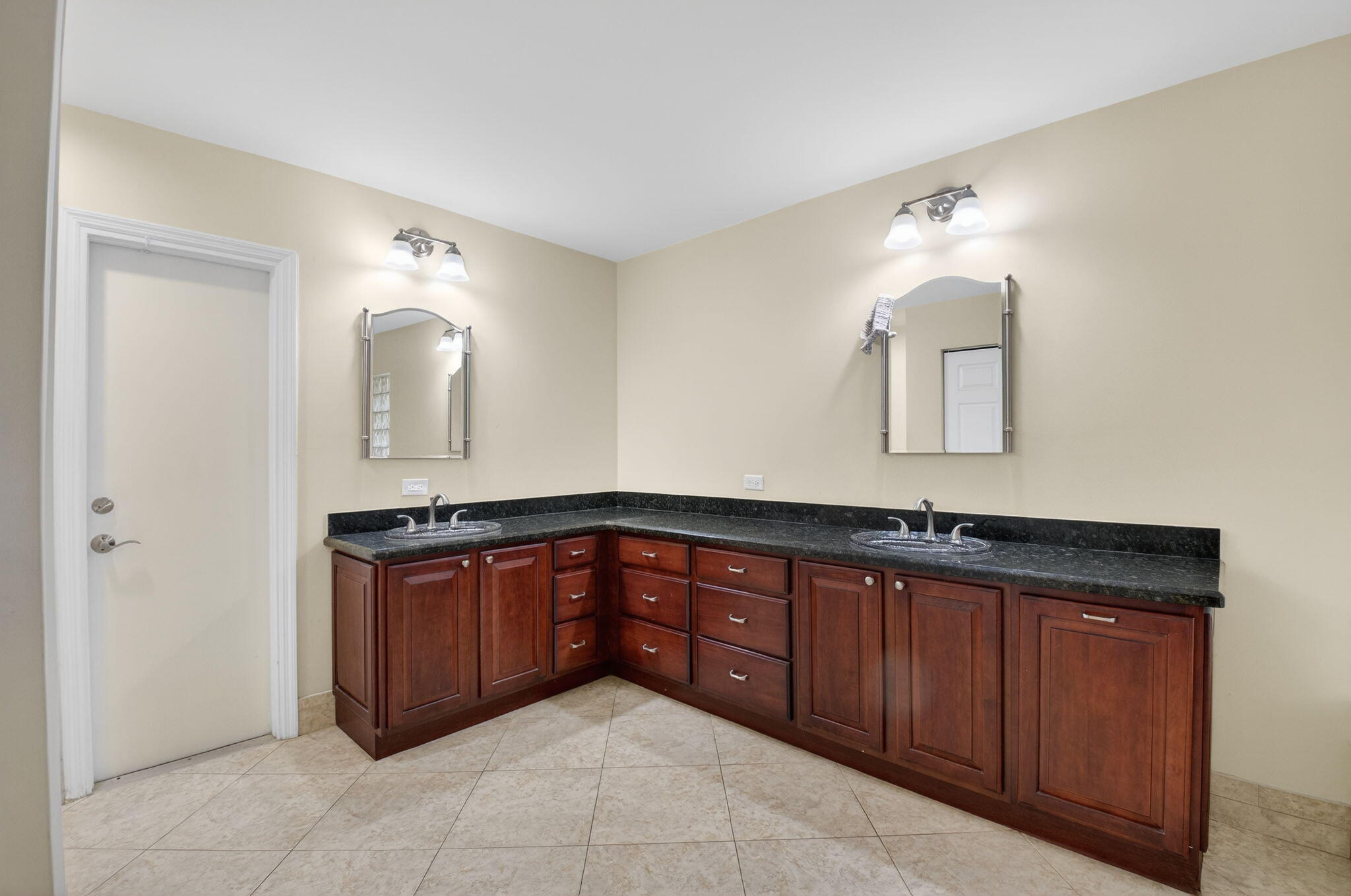 10185 Harbourtown, Boca Raton FL 33498