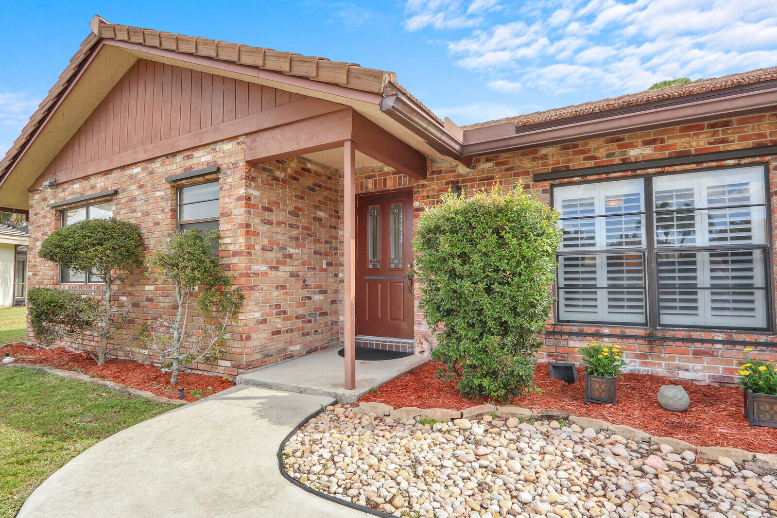 21946 White Pine, Boca Raton FL 33428
