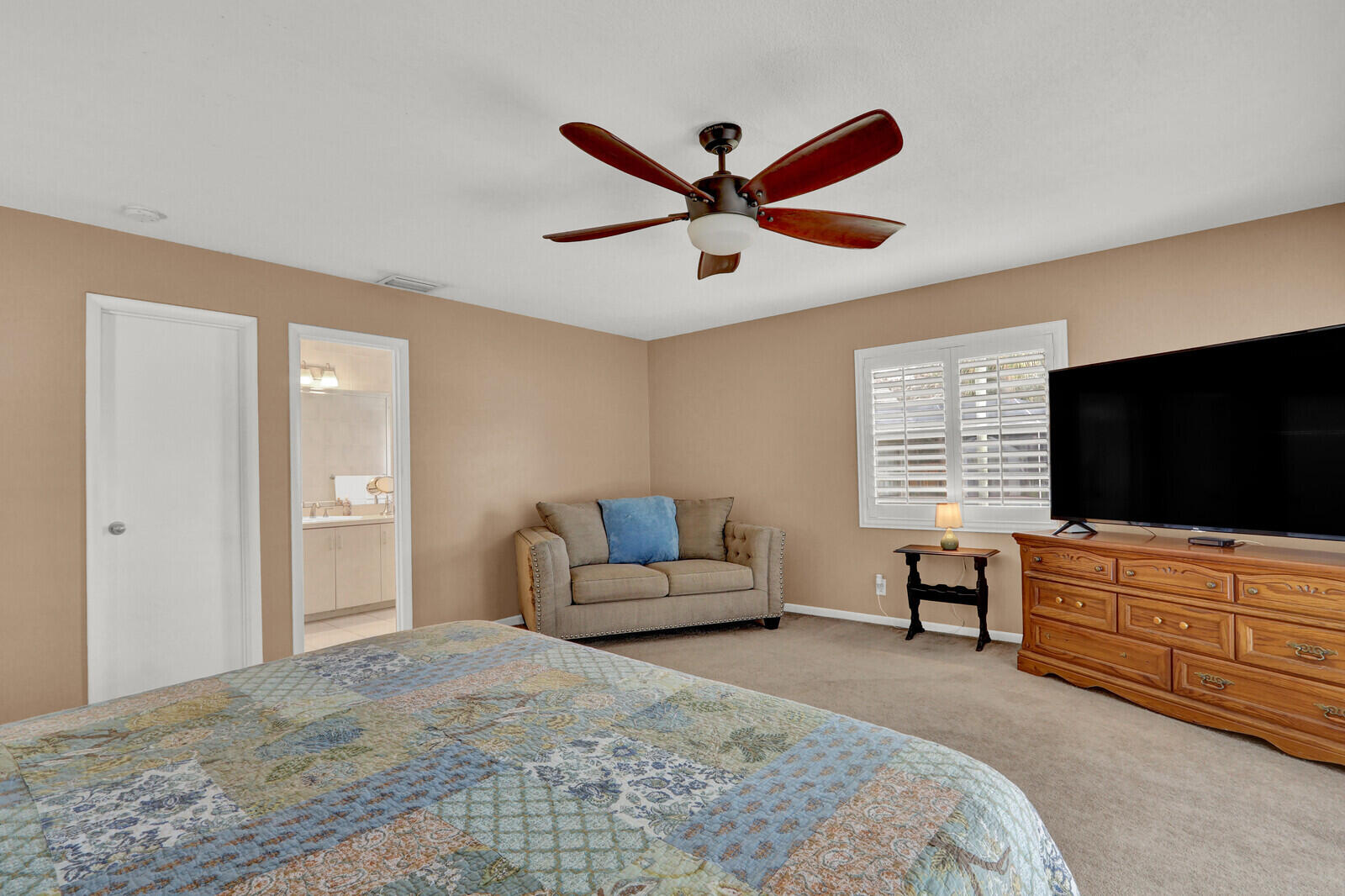 21946 White Pine, Boca Raton FL 33428