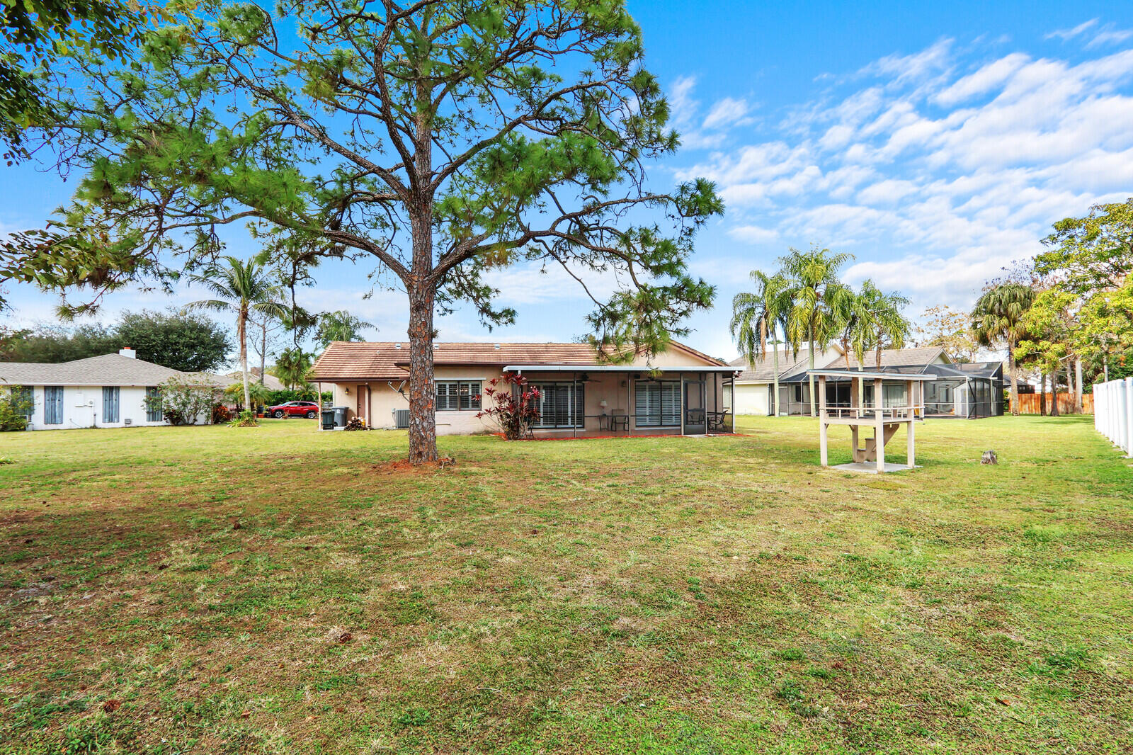 21946 White Pine, Boca Raton FL 33428