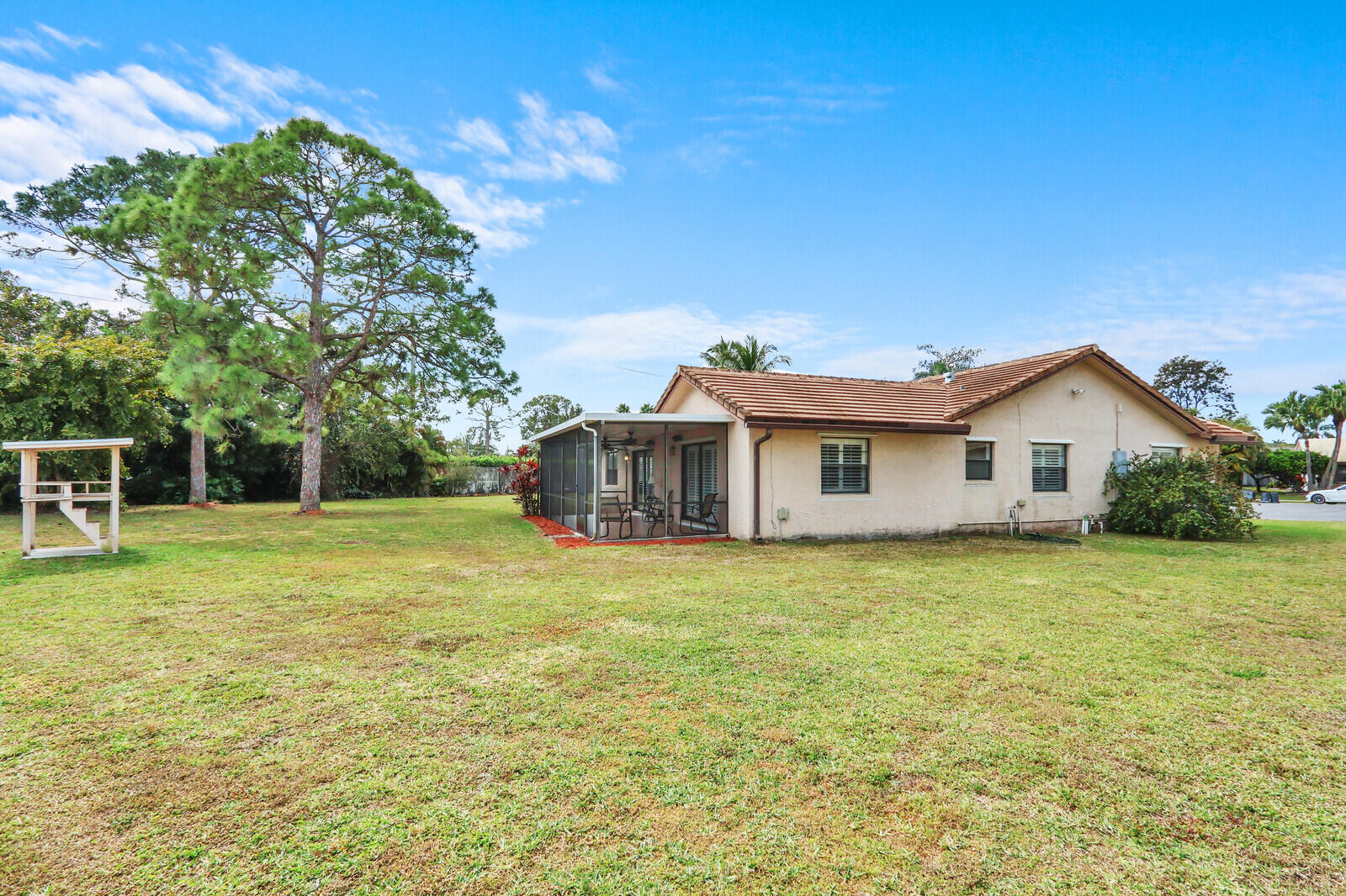 21946 White Pine, Boca Raton FL 33428