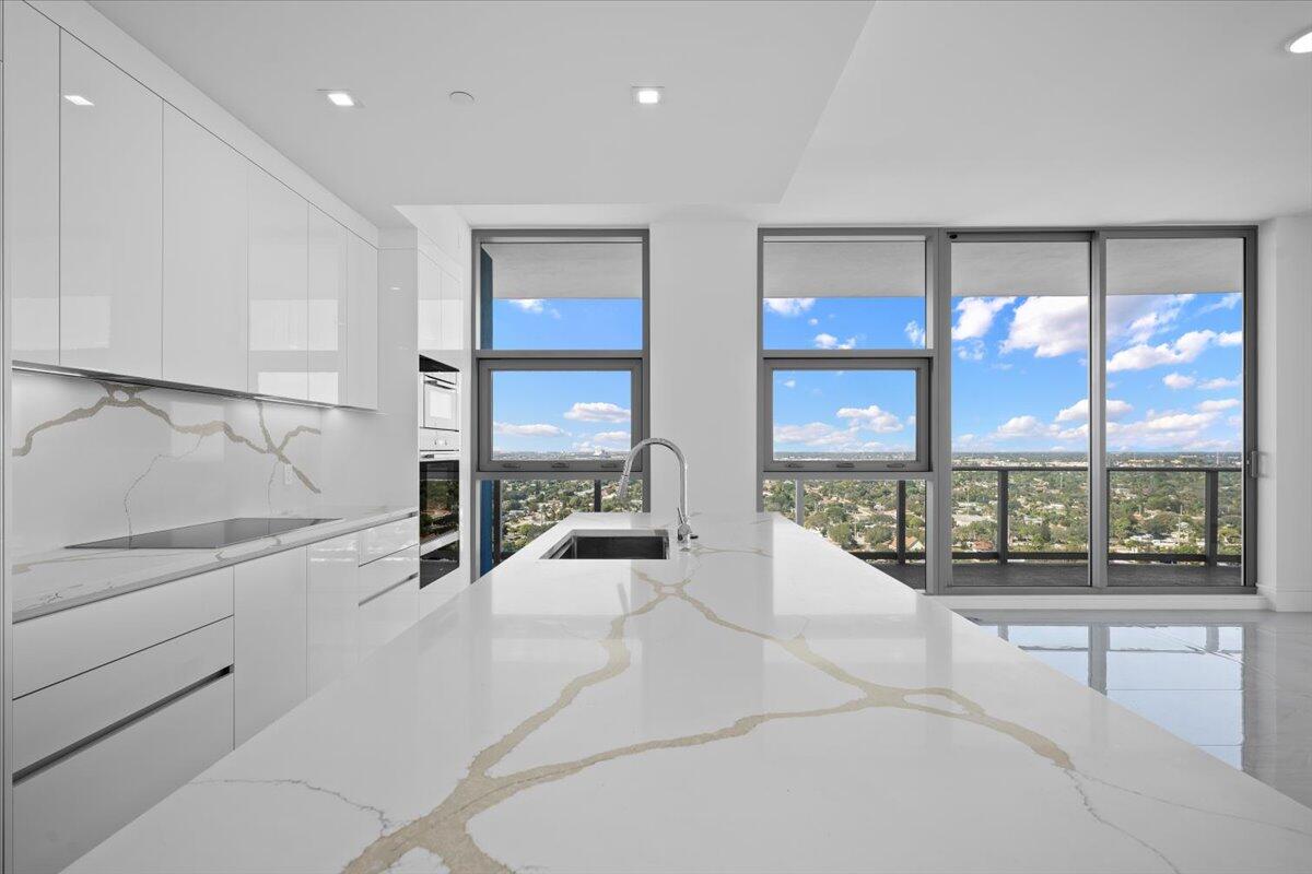 220 Lake Shore #2223, Lake Park FL 33403