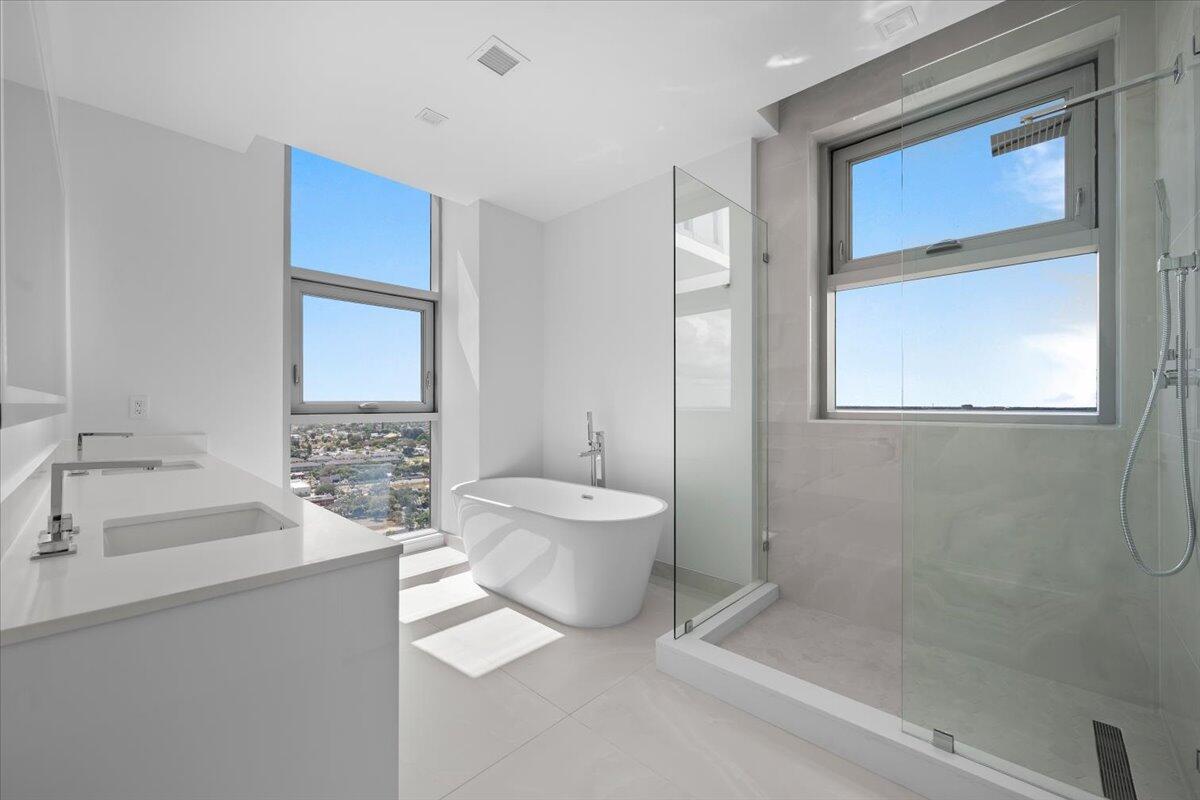 220 Lake Shore #2223, Lake Park FL 33403
