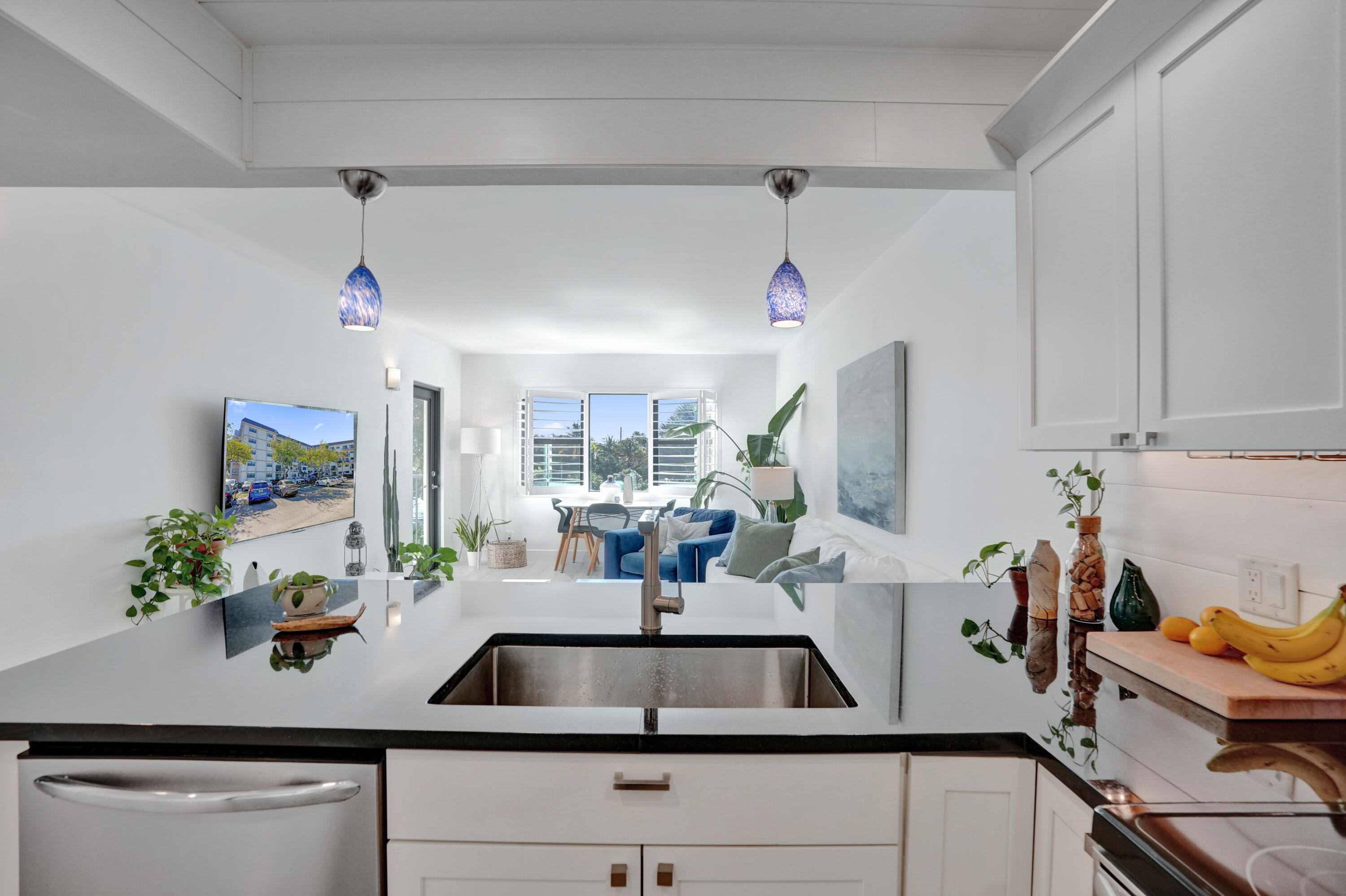 1000 River Reach #423, Fort Lauderdale FL 33315